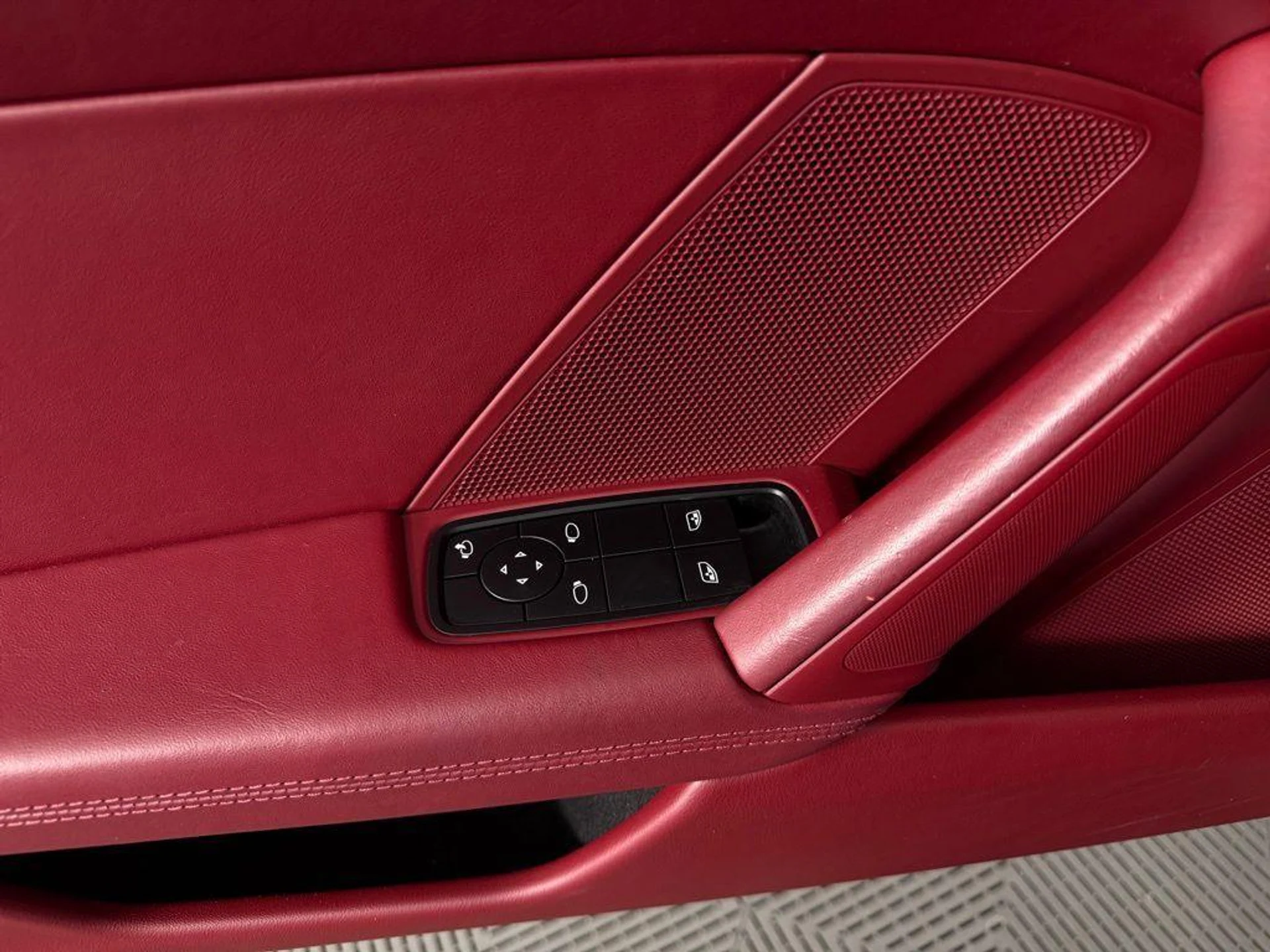 mph019_1853372379_c4_SDZ_Fjnmtu_MF_o_Zr_Kwi_K_Xi_P7f8_b52be2da08