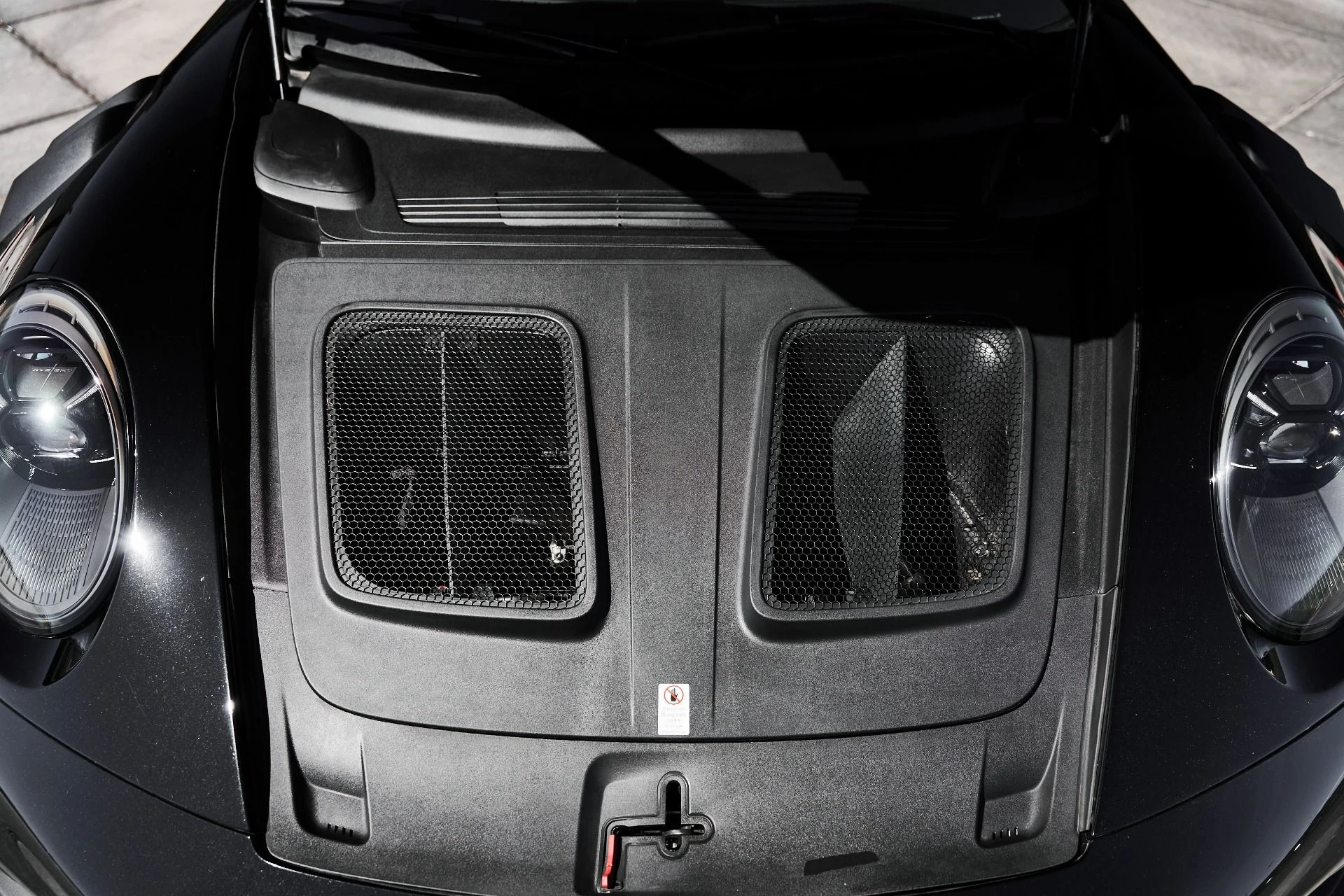 mph019_1857630836_Used_2024_Porsche_911_GT_3_RS_1775094509_cae157085c