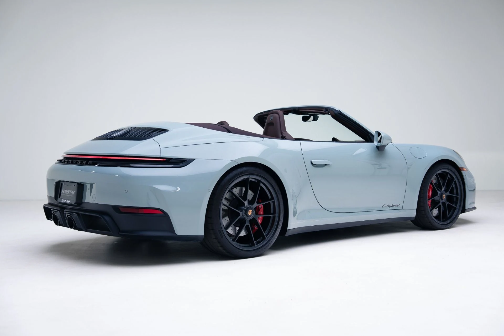 mph019_1860151634_Used_2025_Porsche_911_Carrera_4_GTS_1768865203_311464631b