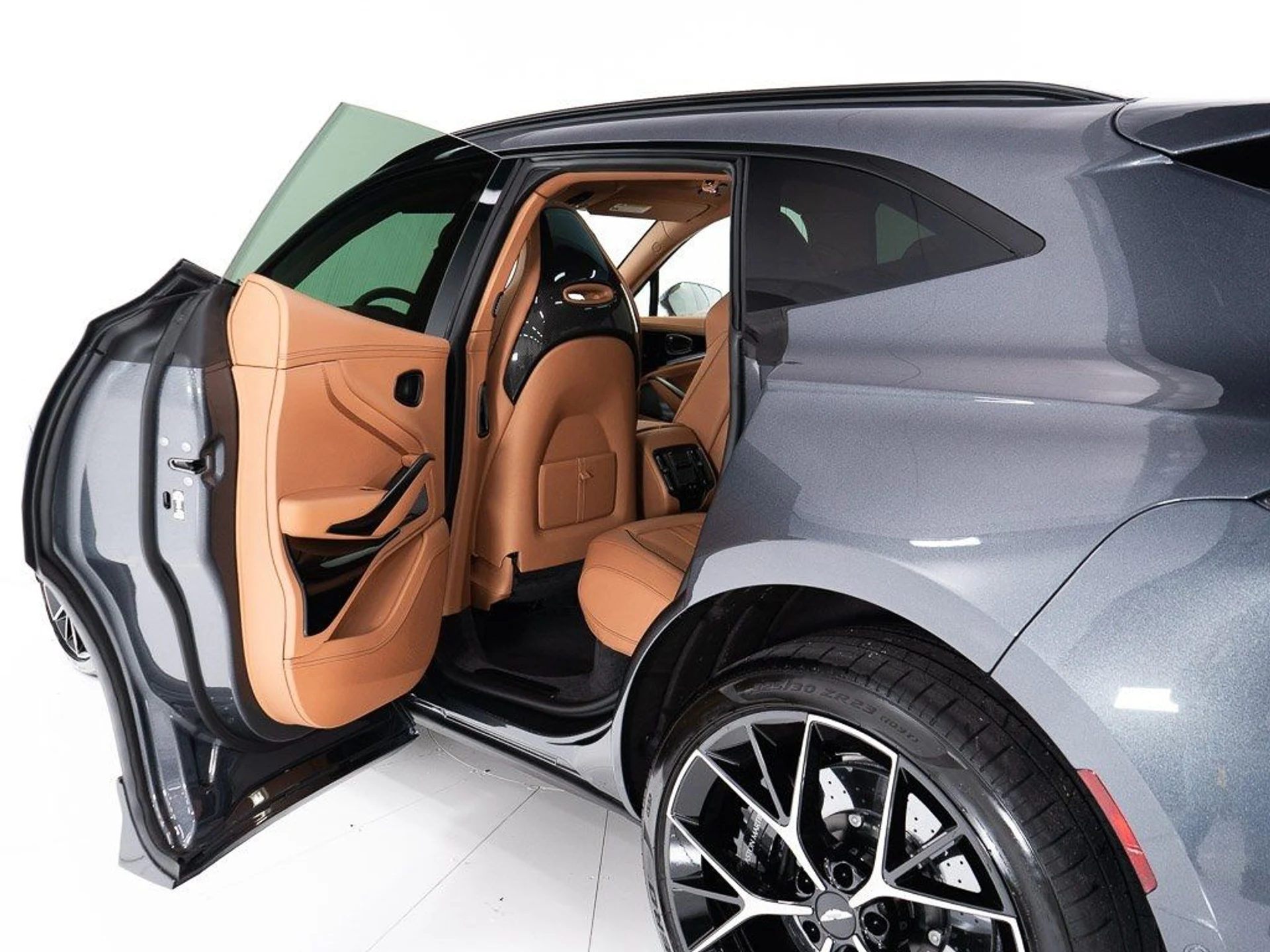 mph019_187809035_ee813fbb042937f570cd161dfb6c17fe_d2c4f60197