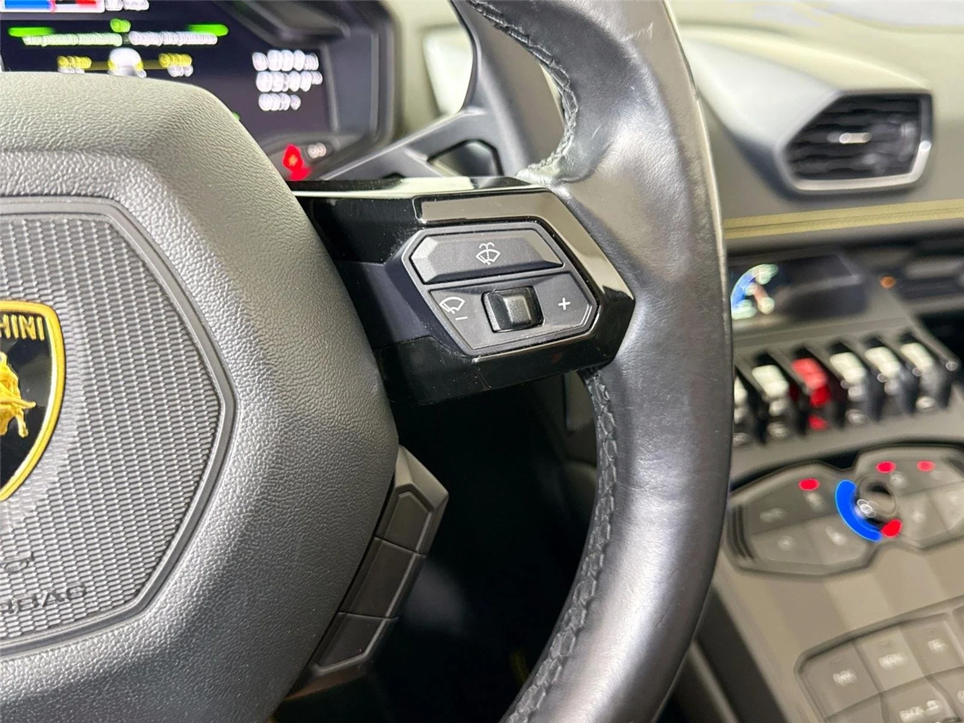 mph019_18943884_5035489eb40f9d7d313c3709276ede99_e0011c2277