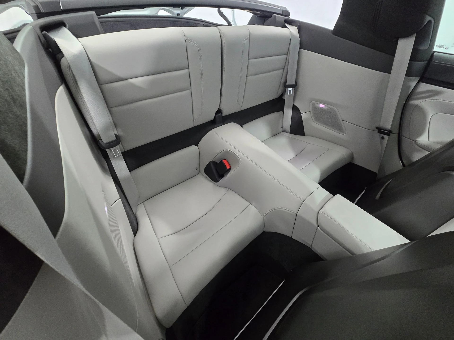 mph019_1902868334_4ec859029effd091f9a62bdc9a39e484x_4af12ee58b