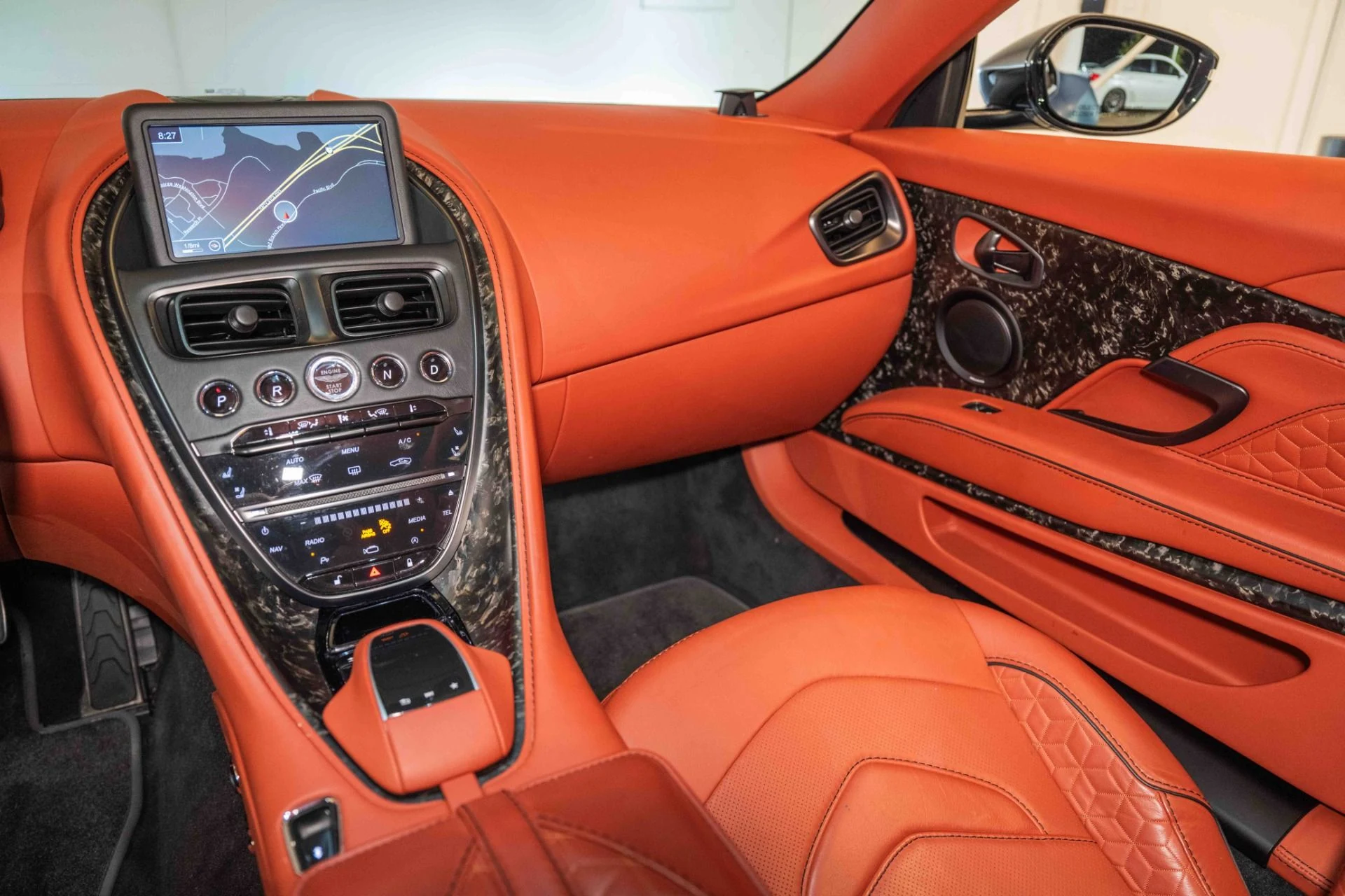 mph019_1904449398_Used_2019_Aston_Martin_DBS_Superleggera_1726670802_17d076c728