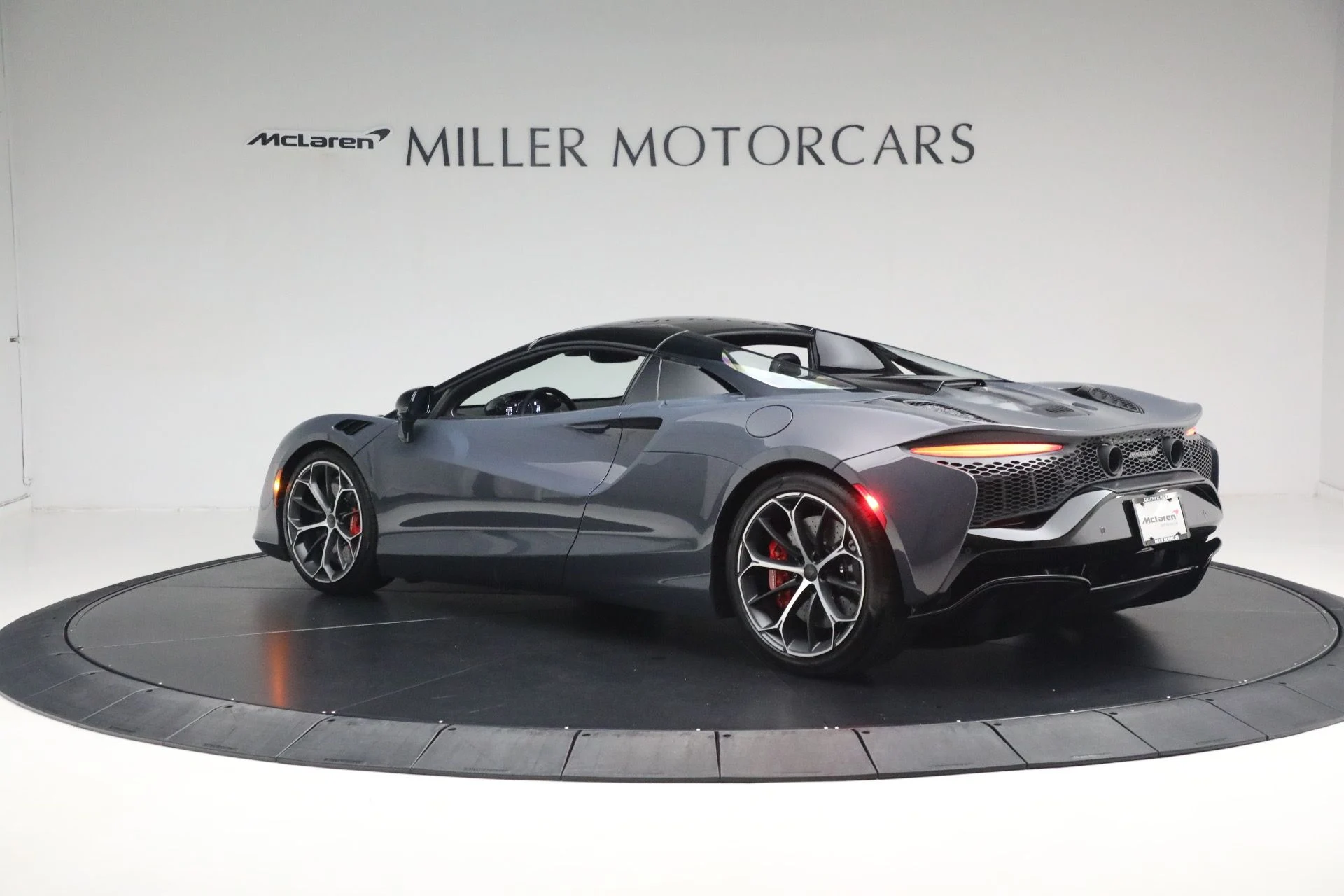 mph019_1904660082_New_2025_Mc_Laren_Artura_Spider_Tech_Lux_219cddf63b