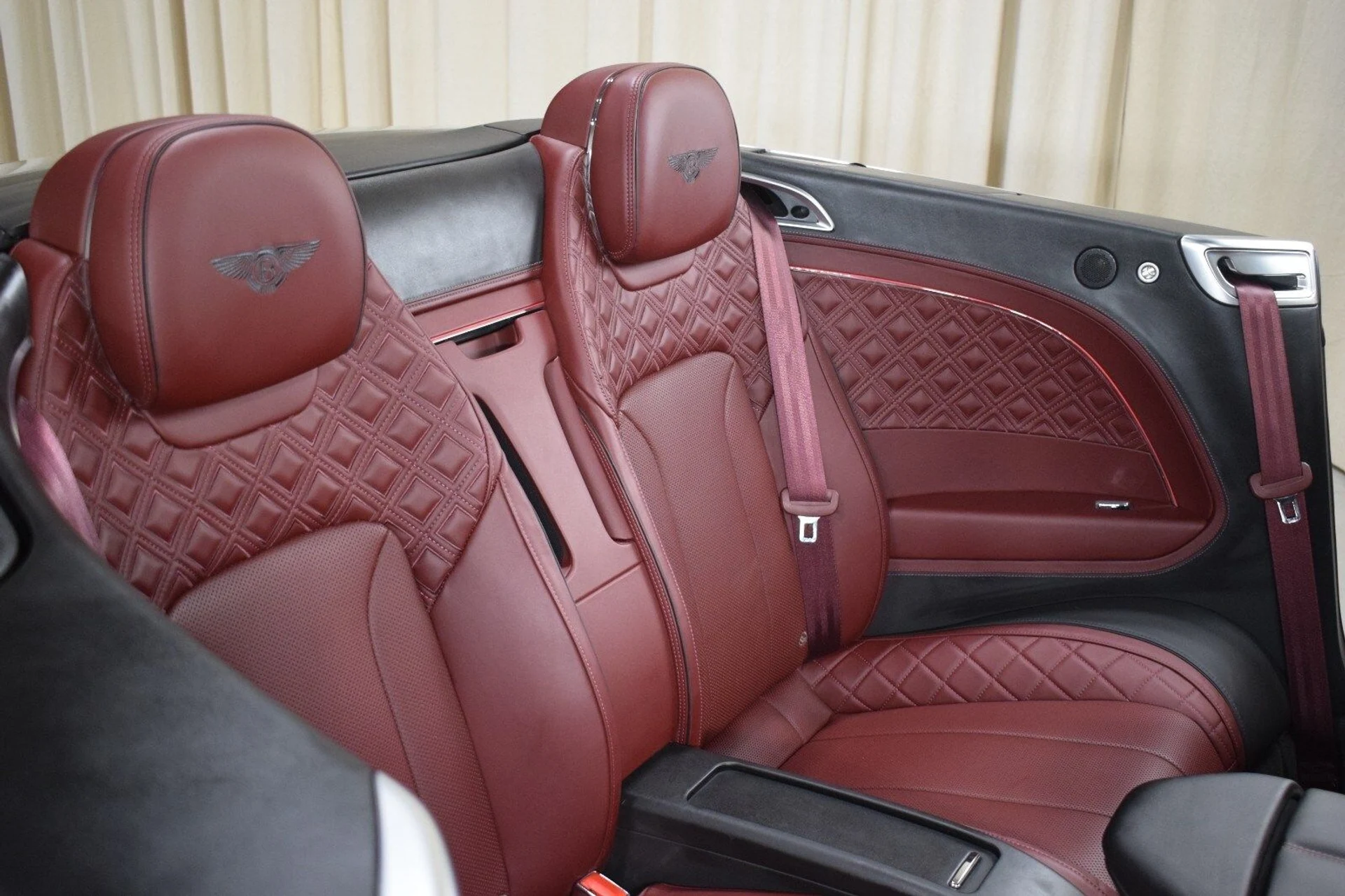 mph019_1910151107_d8f10ea2a1e238b04a05cb1bc4079c56x_fe712db820