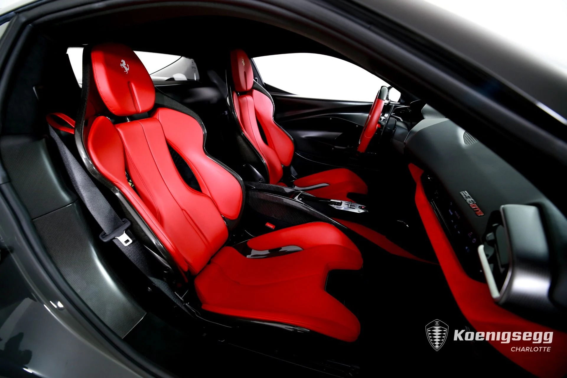 mph019_1913120786_Used_2022_Ferrari_296_GTB_1760975760_e7839bf62a