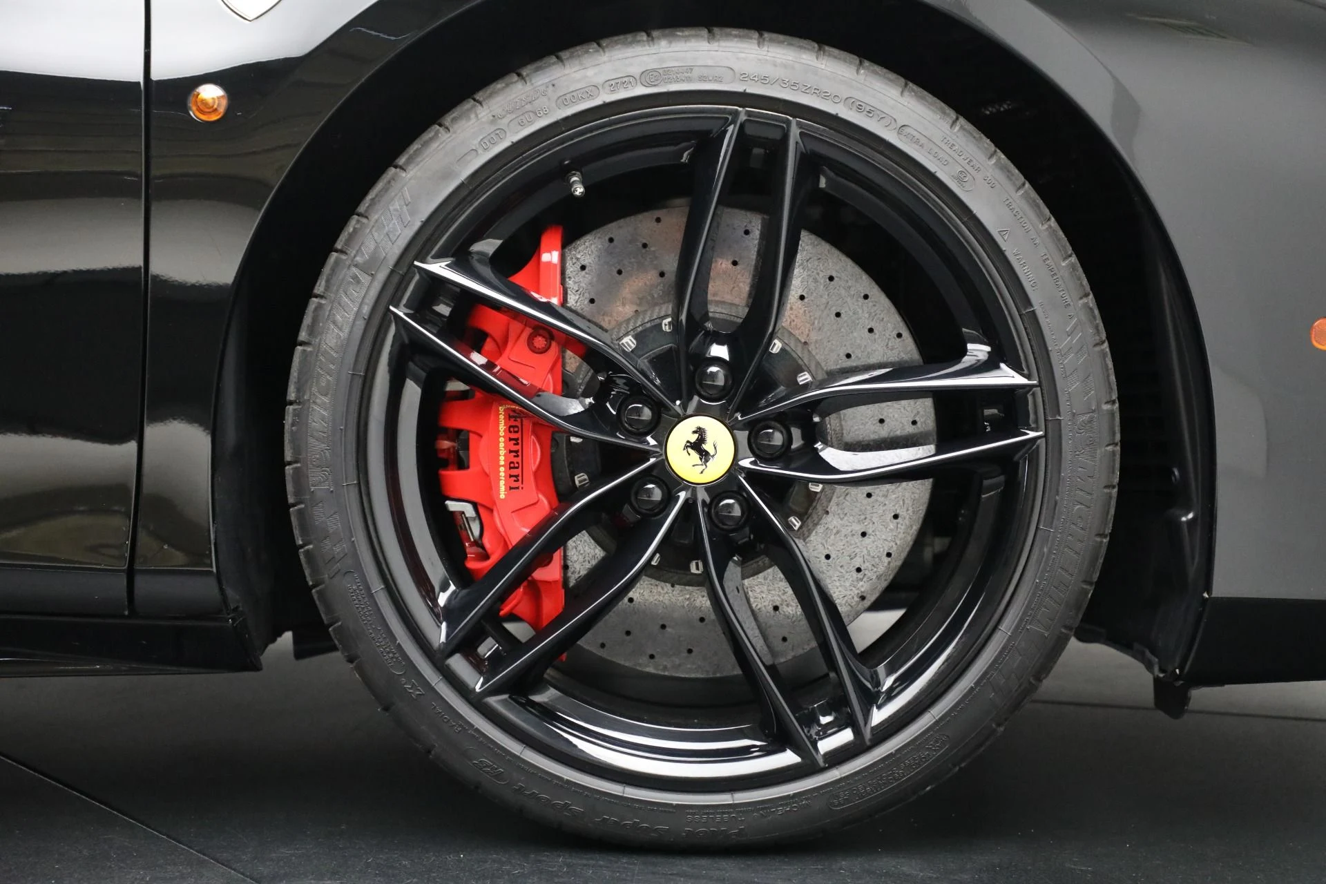 mph019_1915426440_Used_2018_Ferrari_488_GTB_99bc76097b