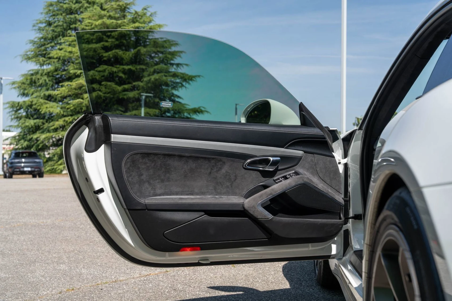 mph019_1916404823_34e50ec3bddda4a9ce895b4af143138d_6593e6e6b3