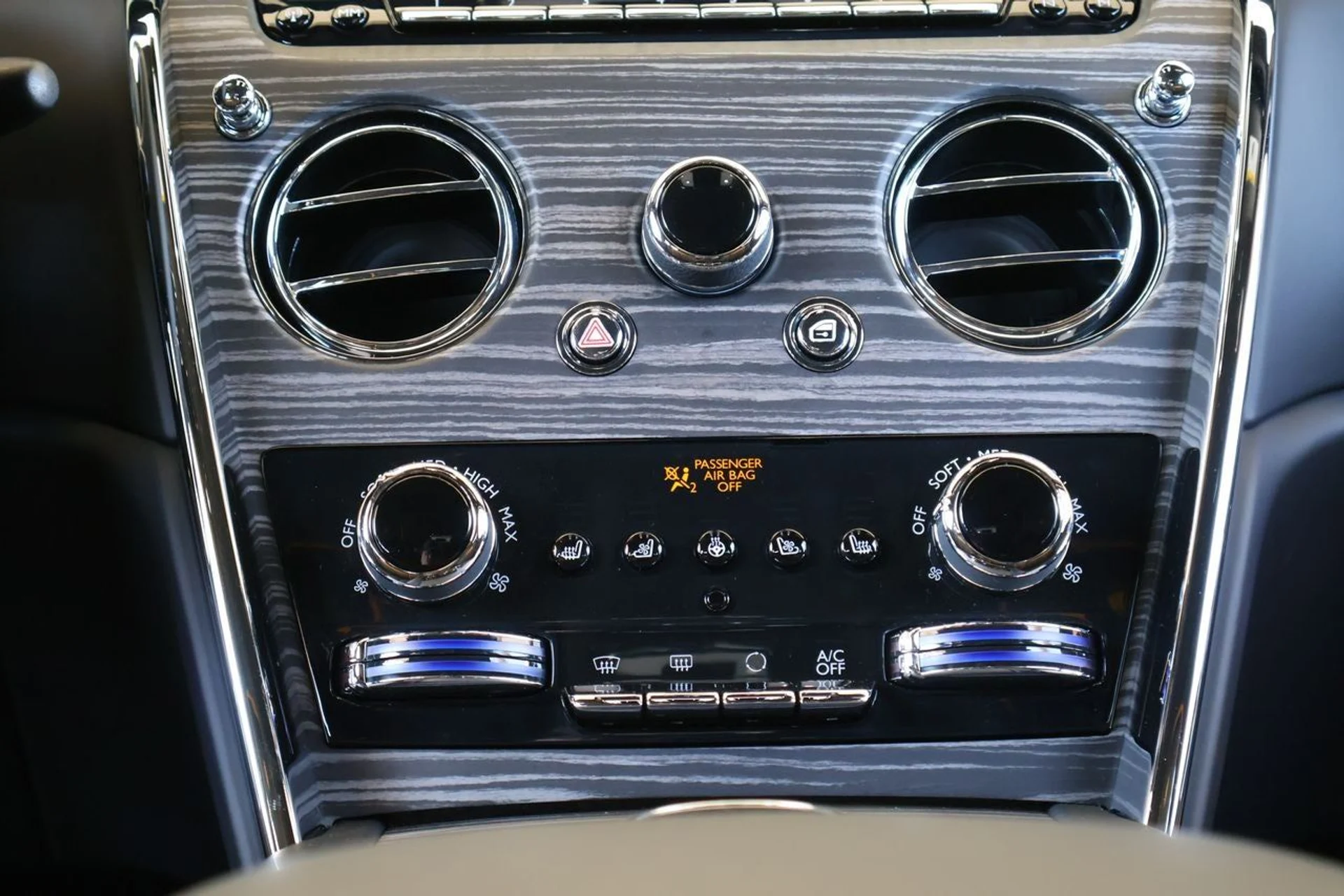 mph019_1928452696_20_4e9b0bad87