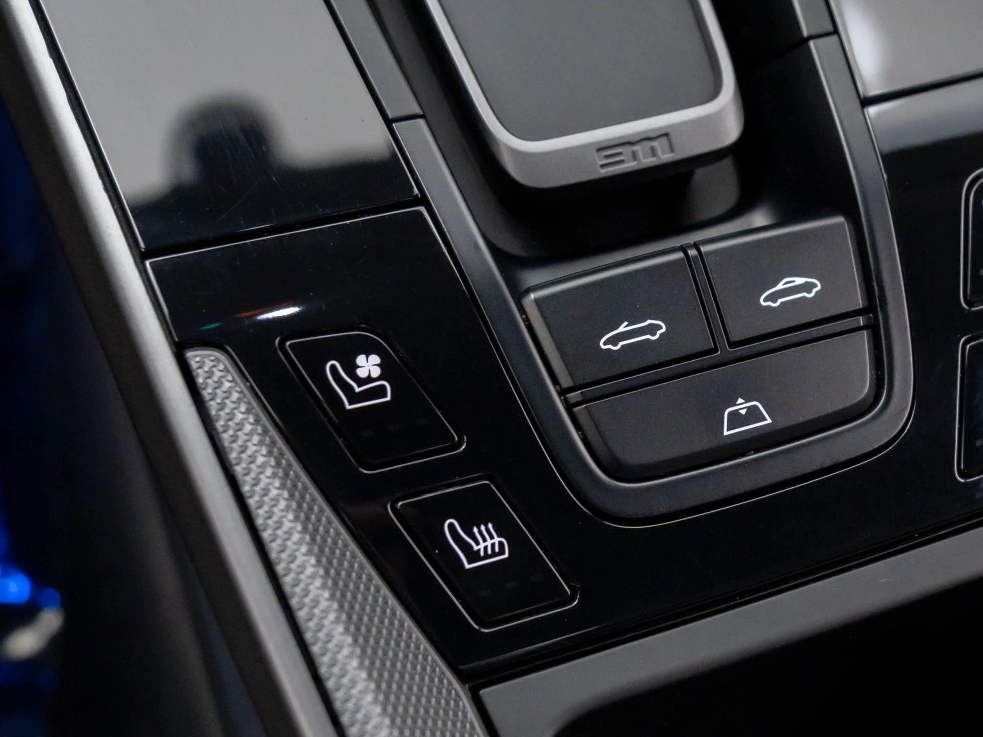 mph019_1936530538_c2c08bc3133e5132eb1f9e00b7154676x_47150271b4