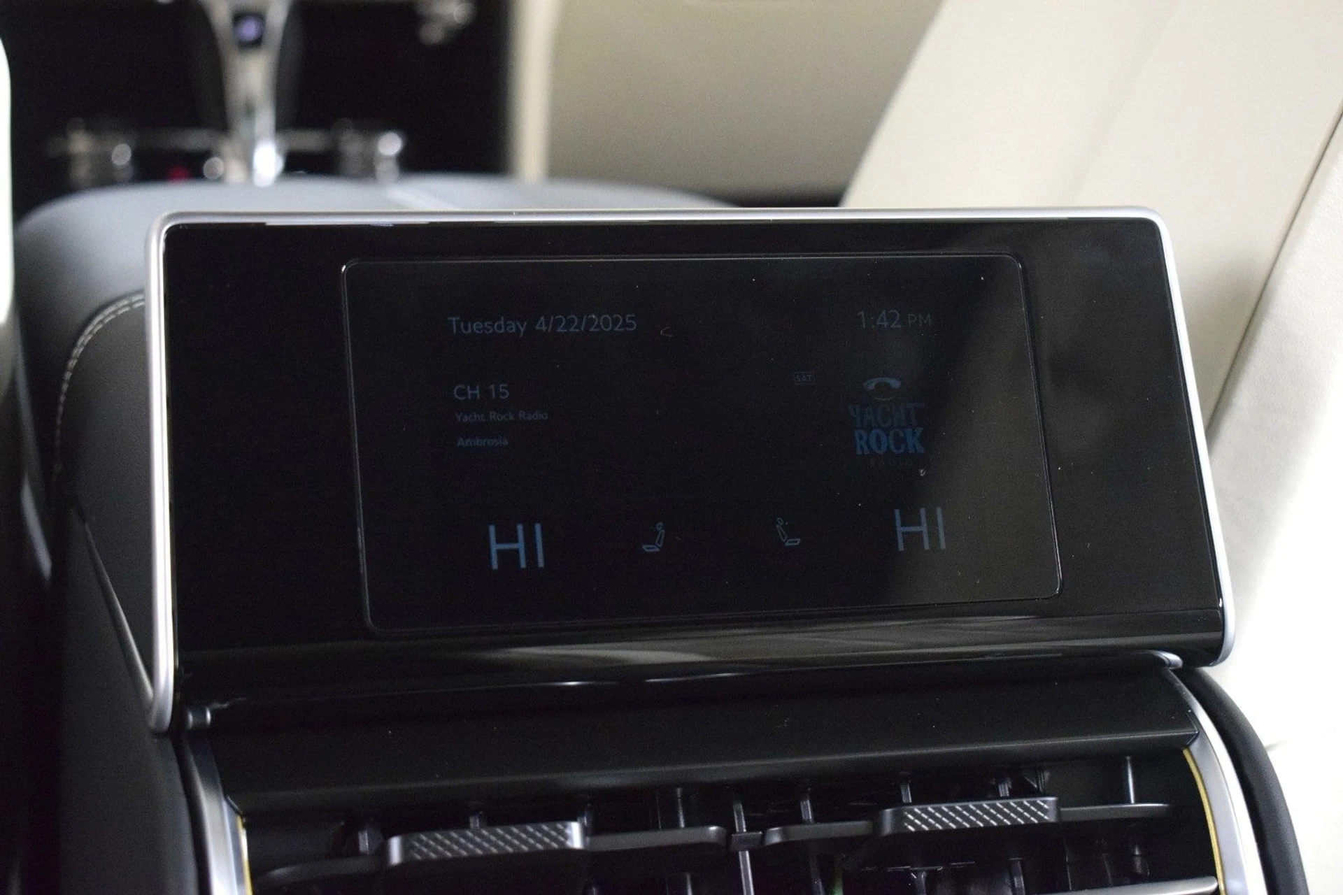 mph019_1940577797_d59366d6b36eb95d817df1beb1feb1f7x_2b93edda19