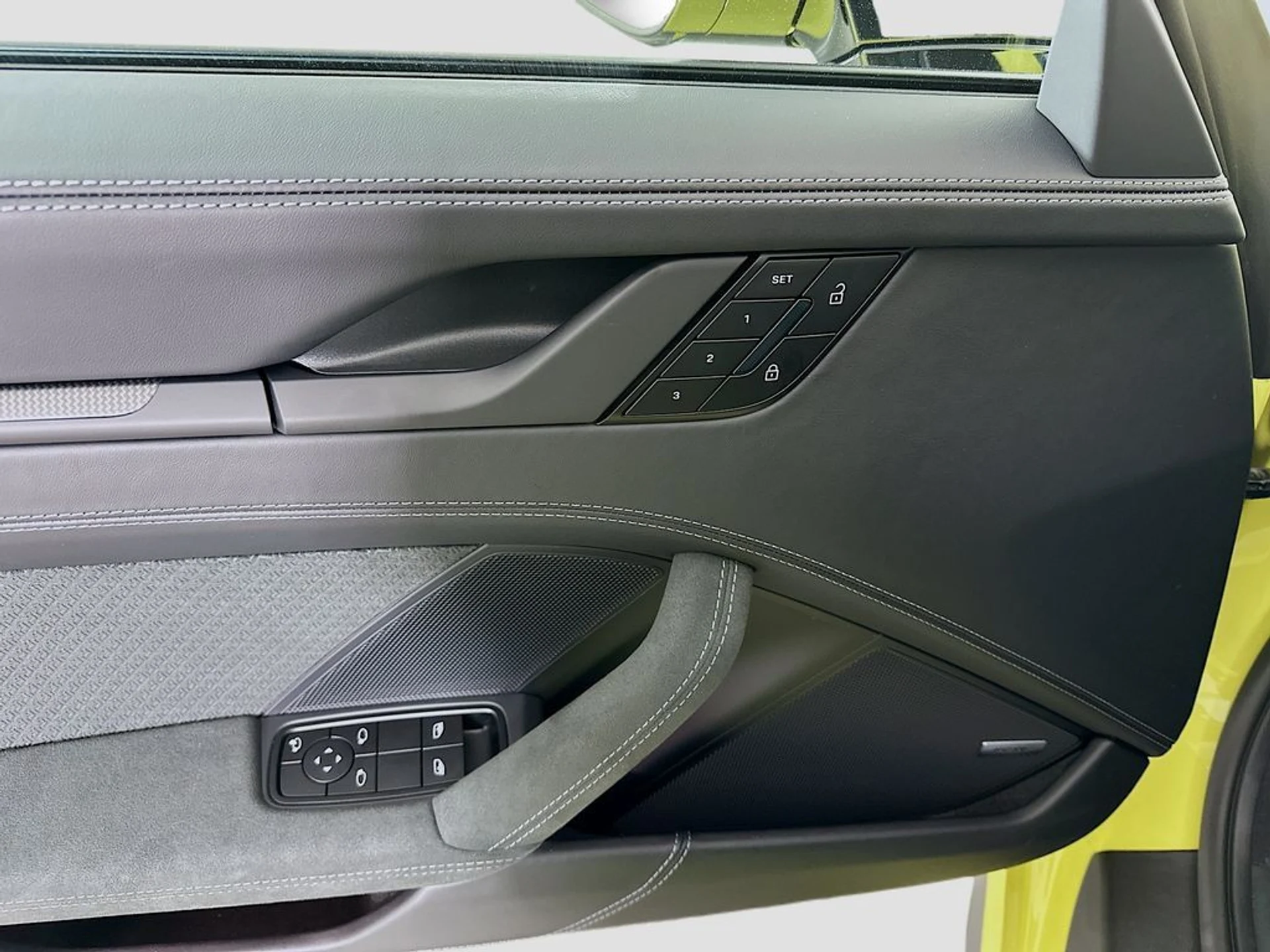 mph019_1940785722_819153d26c01d19b94ab21e10d2592e7x_88c42939ca