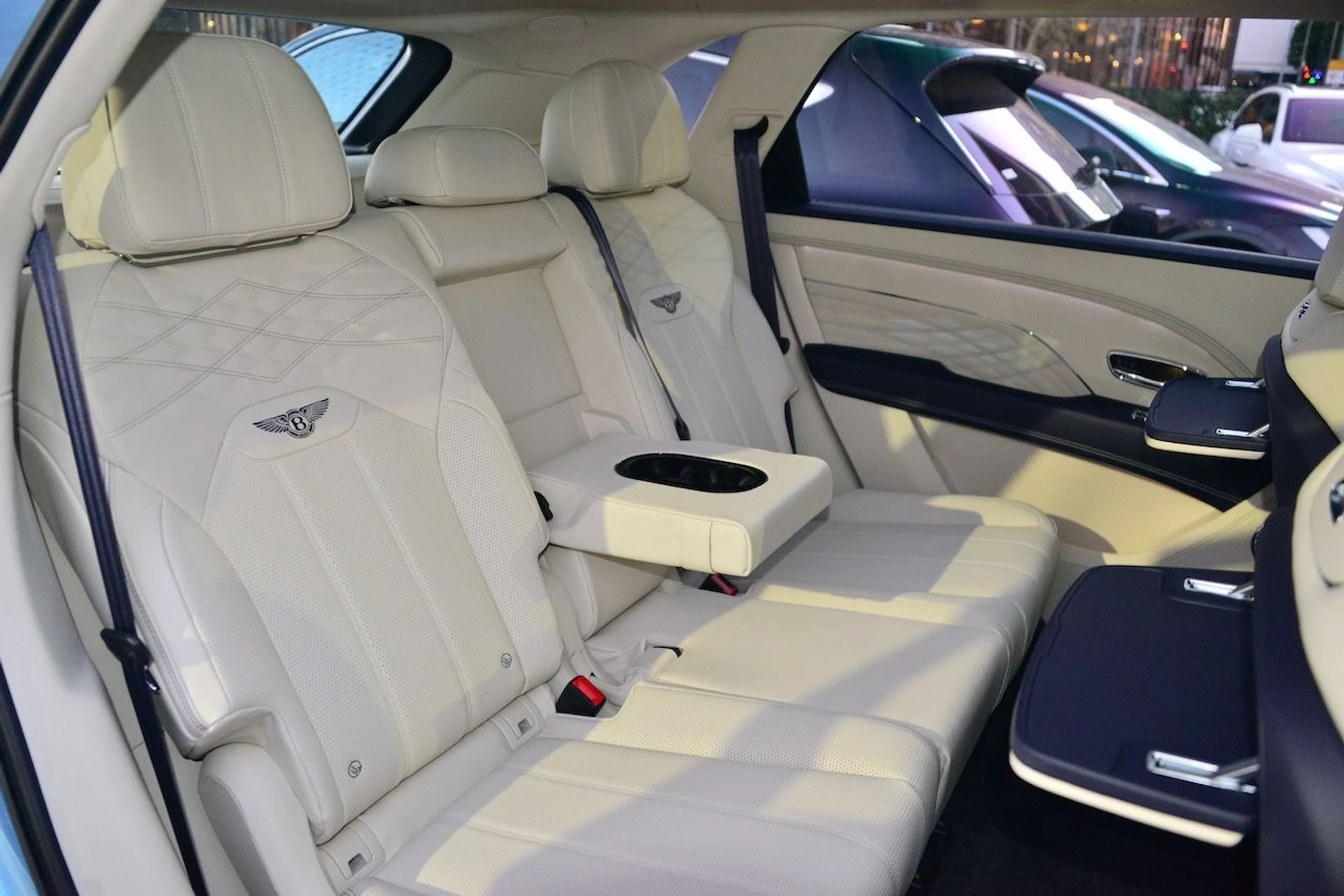 mph019_1946266438_53c6a3c75f0ea90bdc68b5fc8d82afb7x_2671bc7298