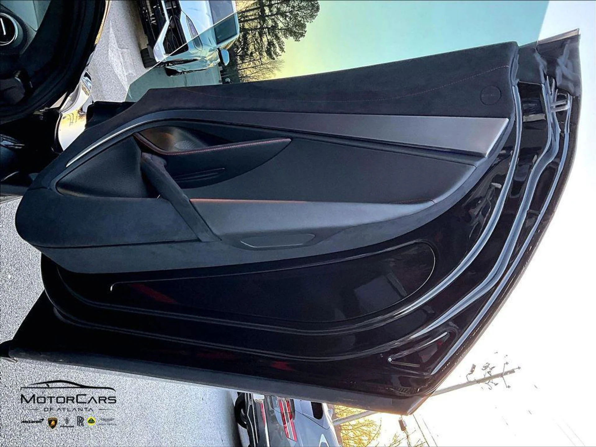 mph019_1950271709_Ocr3u370_L_Hef_Zyab_C_Ucqk_S4_T_Taw_a61d19582b