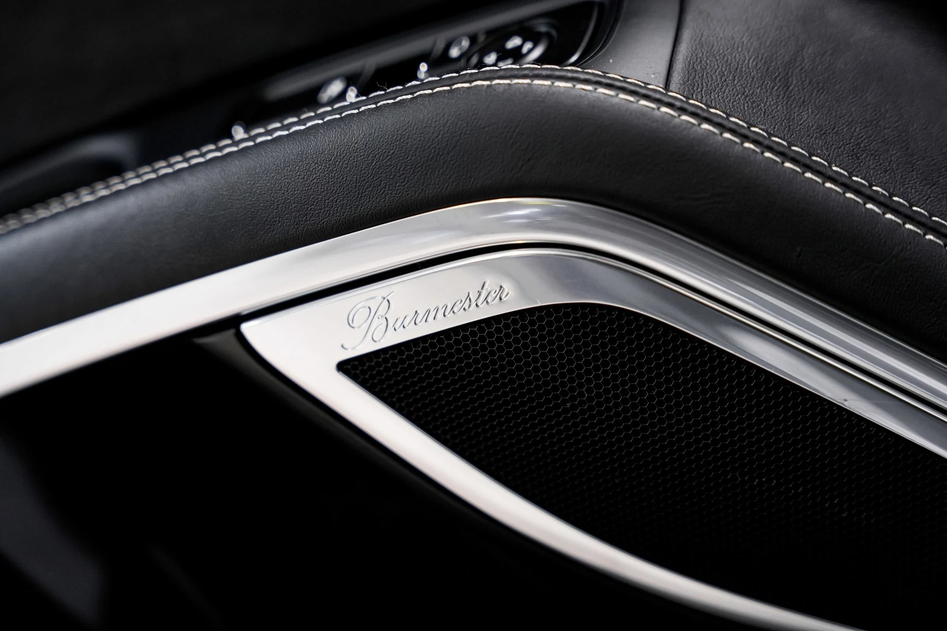 mph019_1950902926_fc4ed93a91bf80b13f52631b6533bef5x_c97d11becf