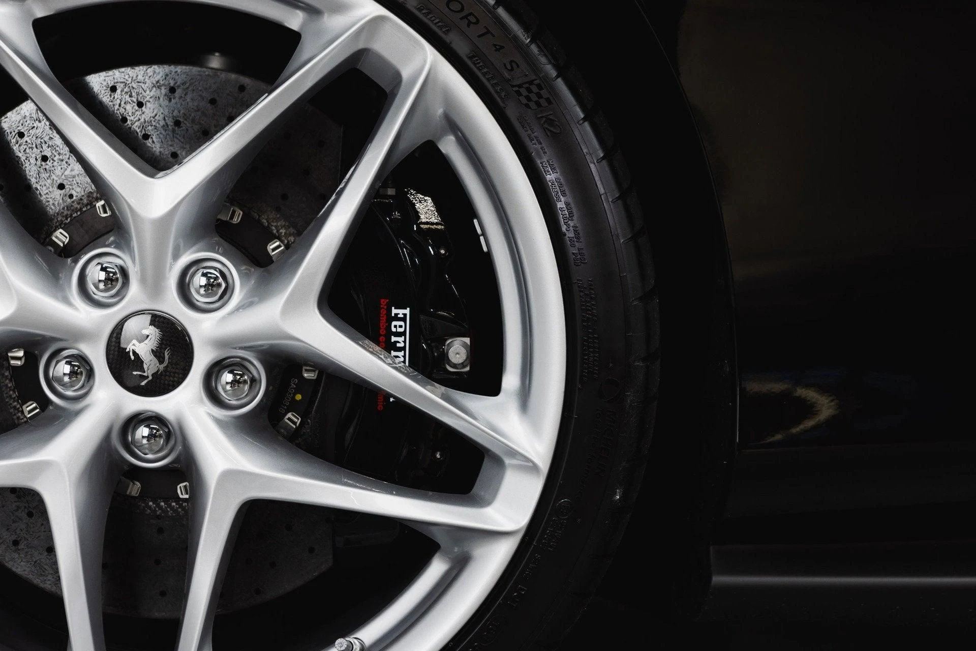 mph019_1951924923_Used_2024_Ferrari_Roma_Spider_1777350130_b875e5cb19