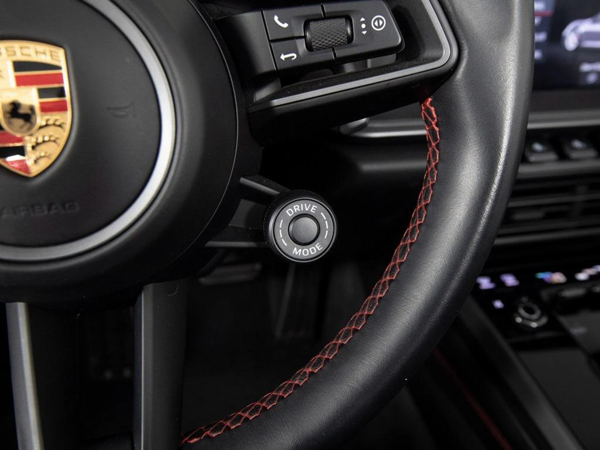 mph019_1955645284_R1qe_Nk_WQ_Rz5itk_R_Gjox6_K_Sf5b2w_591fbdc7e1