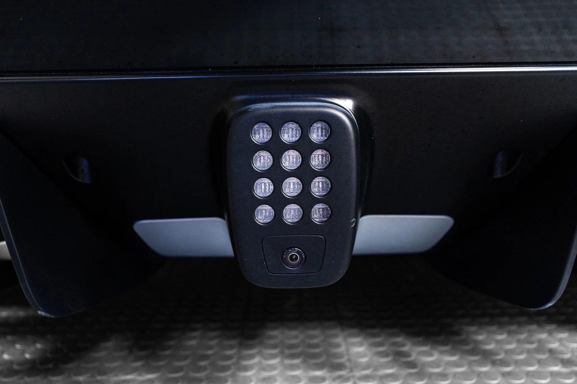 mph019_1956413105_0d94b501c69a494ea37938e567cb17b5_831f4c2e08