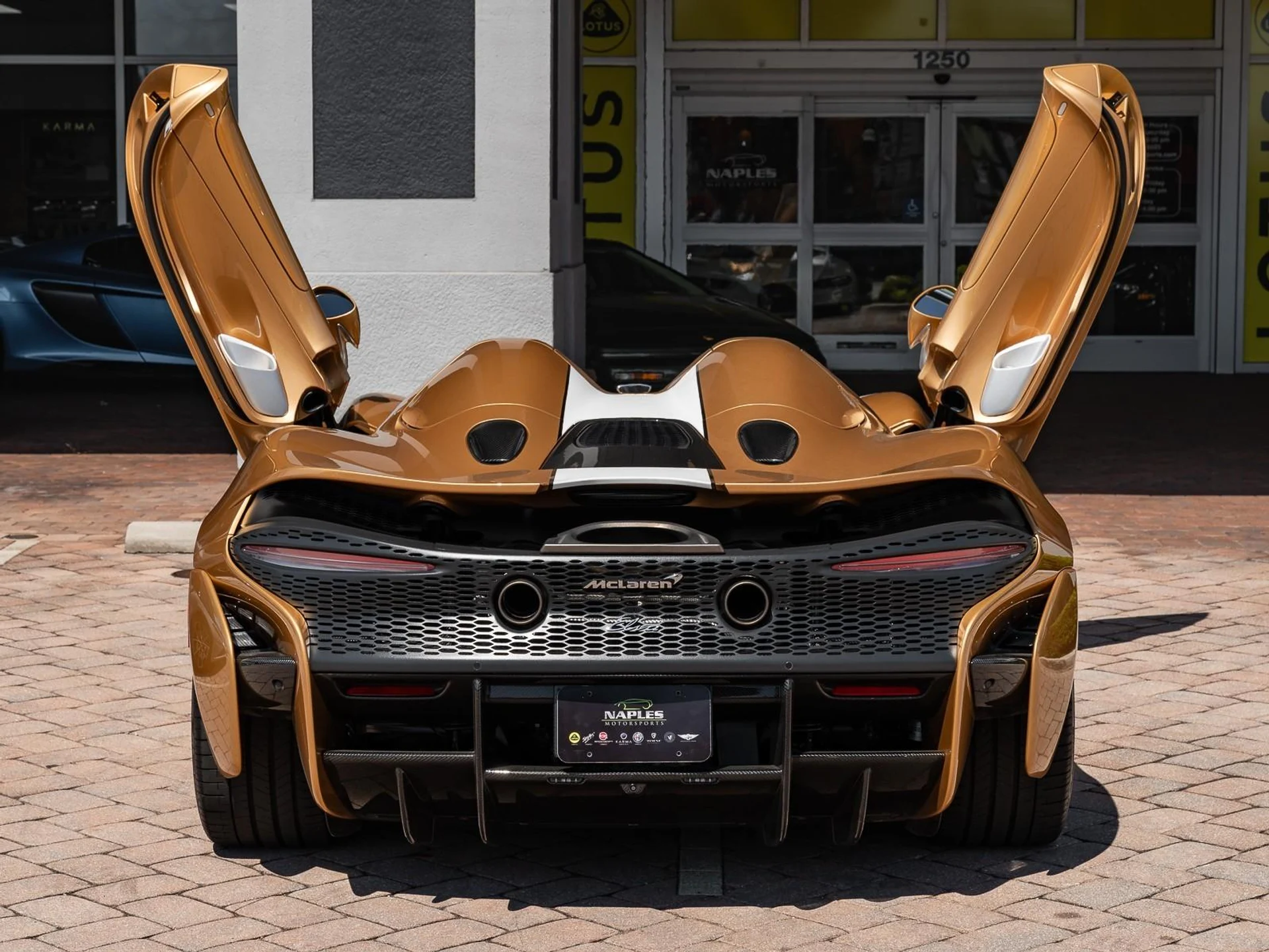 mph019_1956568743_Used_2021_Mc_Laren_ELVA_xp2_1713391568_217ae0ebab