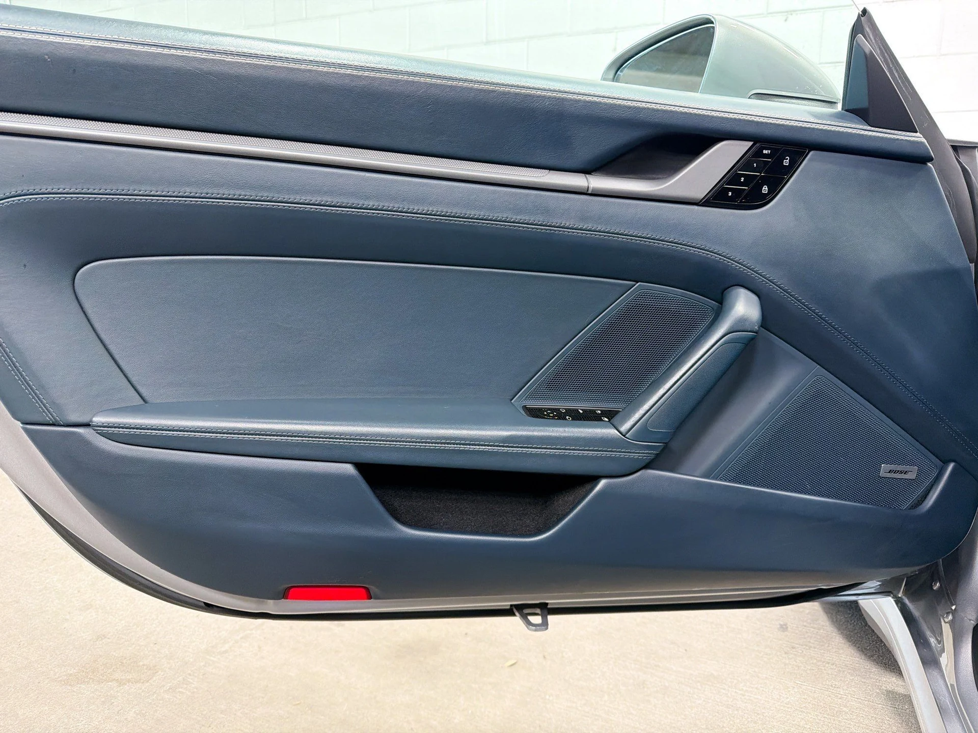 mph019_195971855_c9eeed3e021b85b7df62424c68483a2e_2e82b98e75