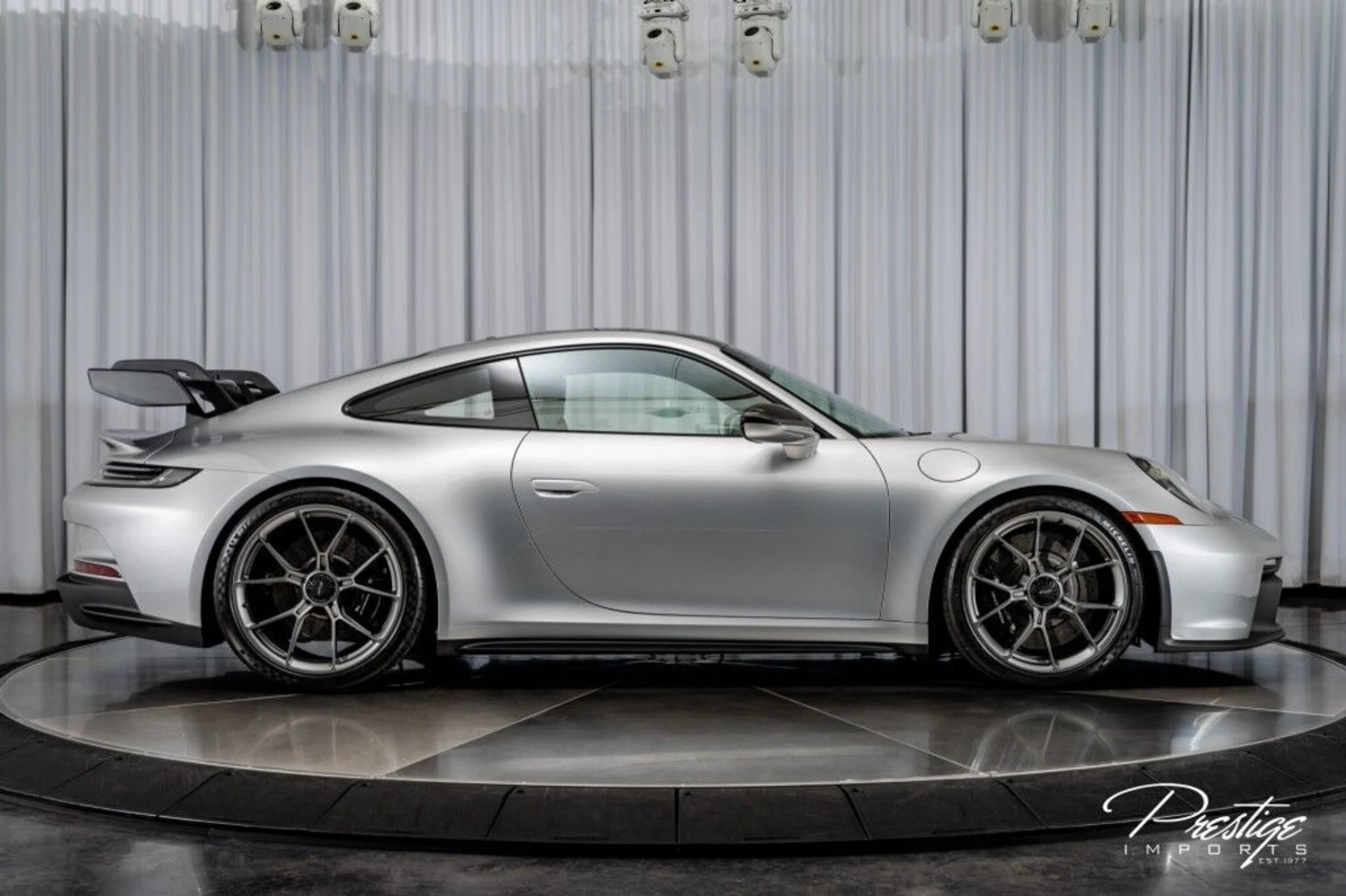 mph019_1963445737_e03d66461556c0698d8489910575e0b0_9b9c84fea5