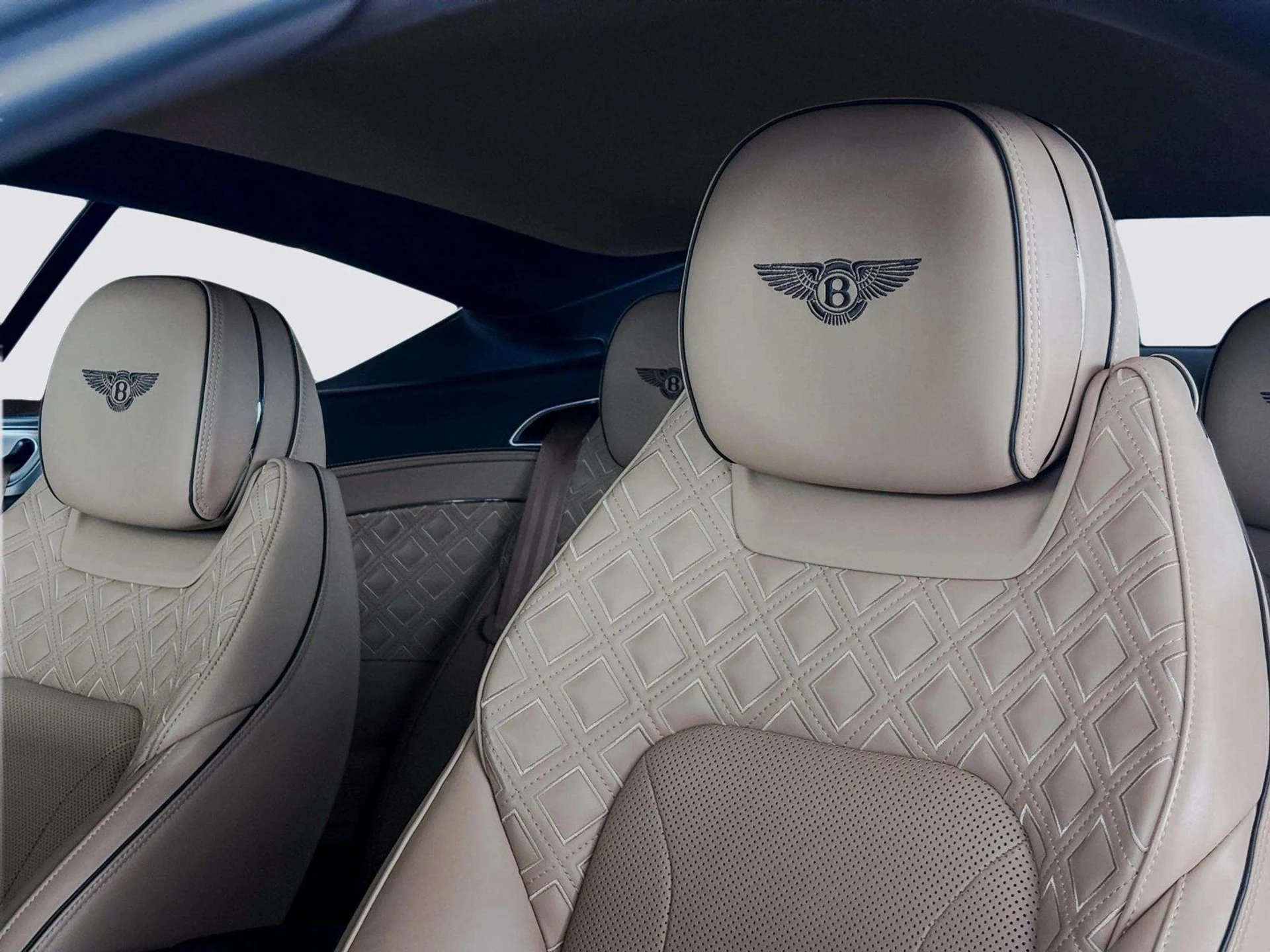 mph019_1964579269_image_20_6062b06ab2