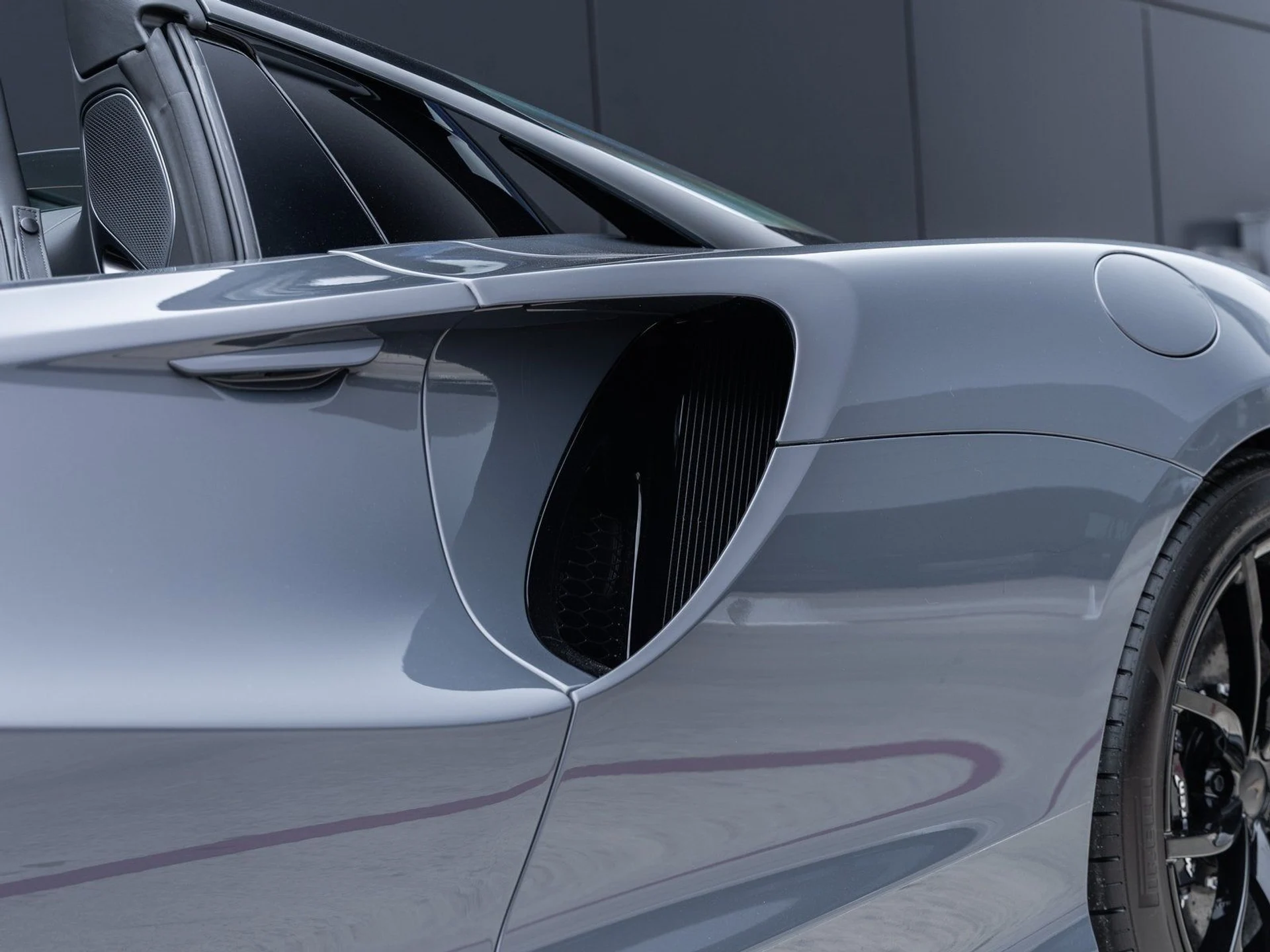 mph019_19691540_20_f4815aa02e