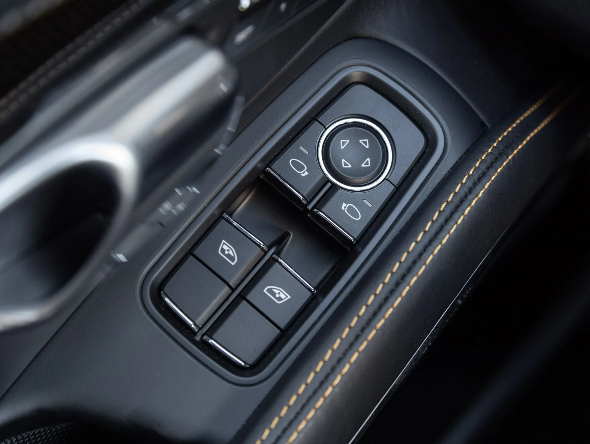 mph019_1970314665_20_1d99abec2a