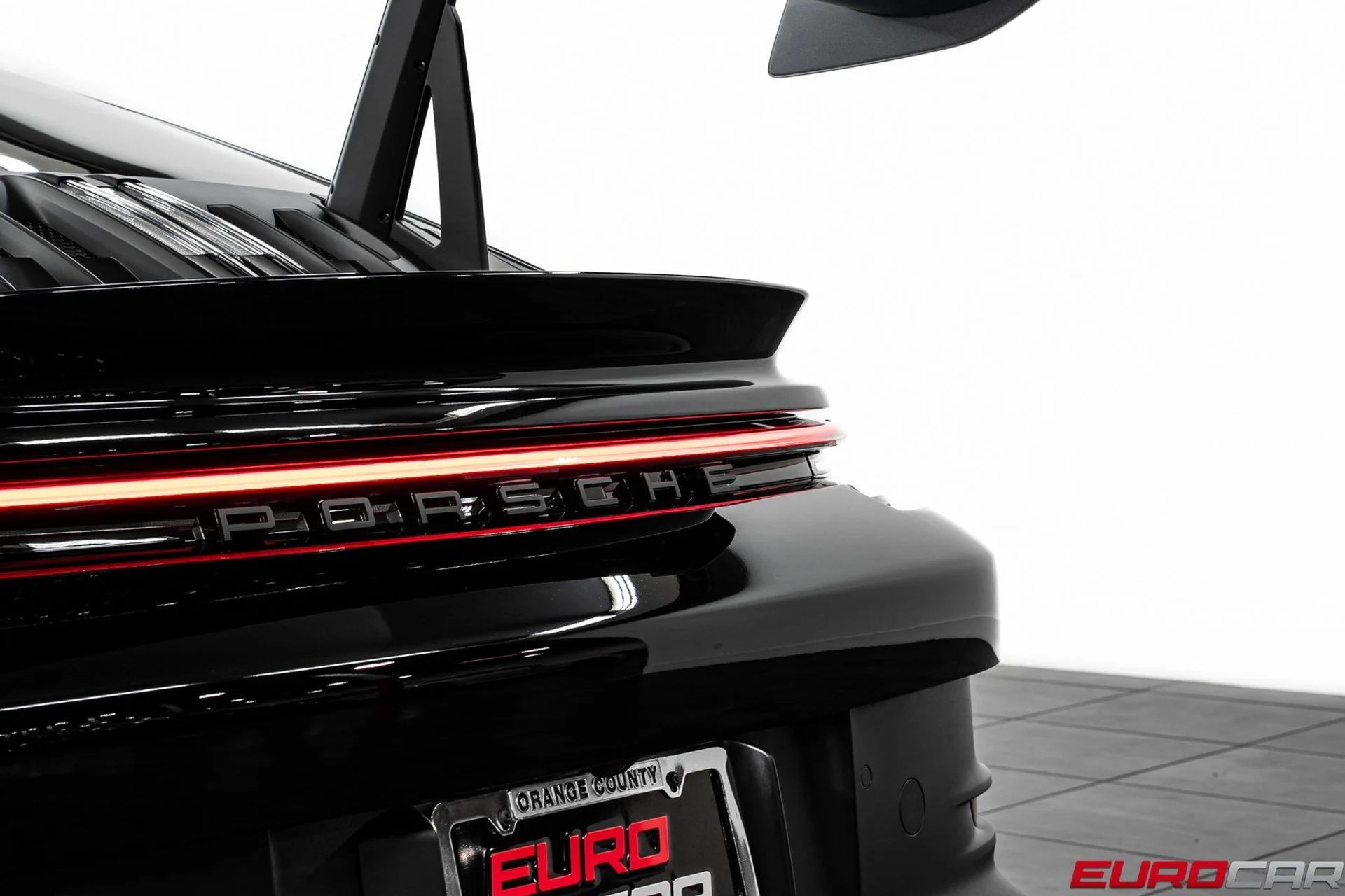 mph019_197128262_image_20_15c2eee019