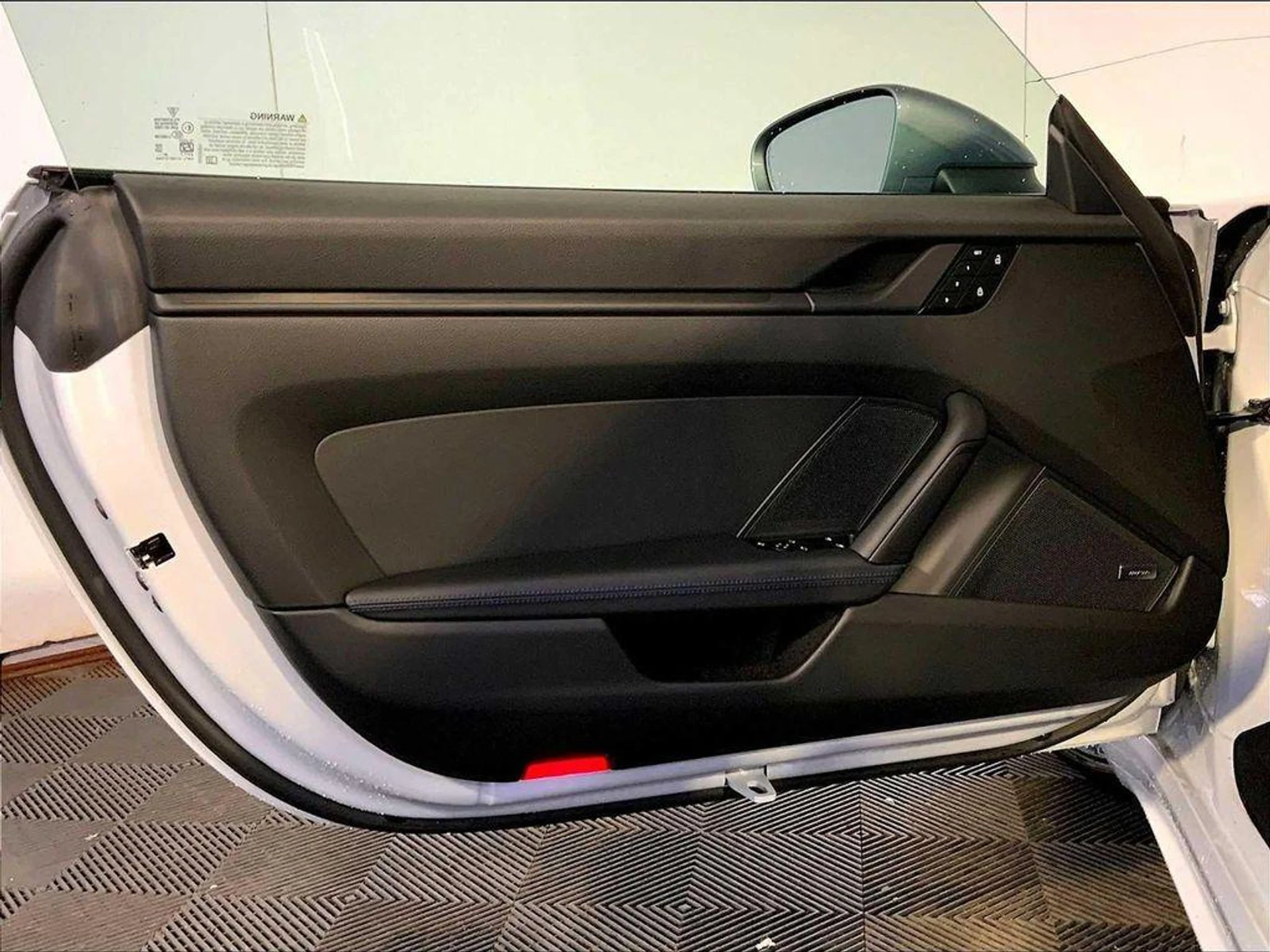 mph019_1975876981_S_Tjs_HEL_419iz_O25_AL_9_W_Ai_B0_HF_94_f07dc40b2a