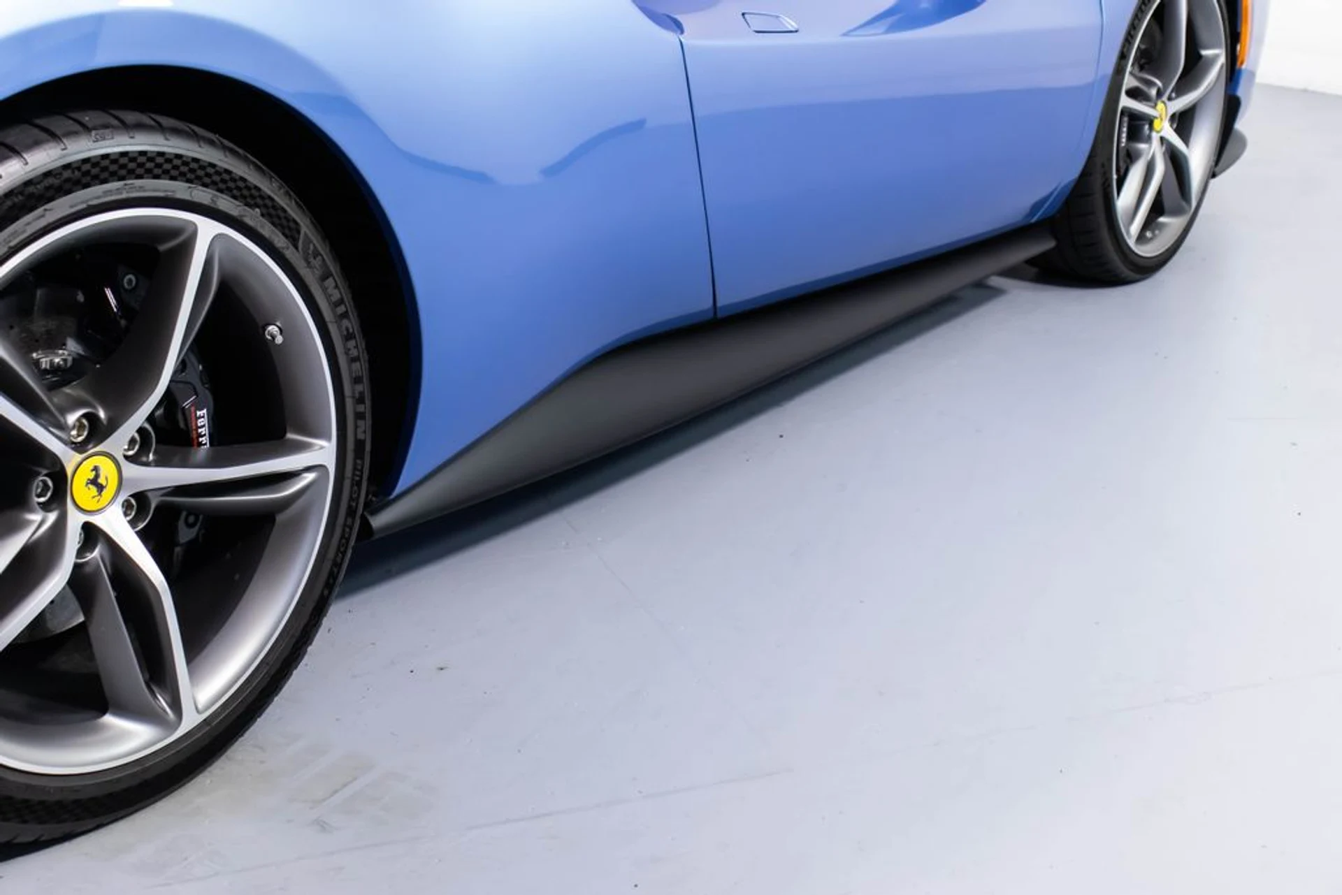 mph019_1981729493_17b31bf214a06b72ef47914bb3f03eb7x_390d543566