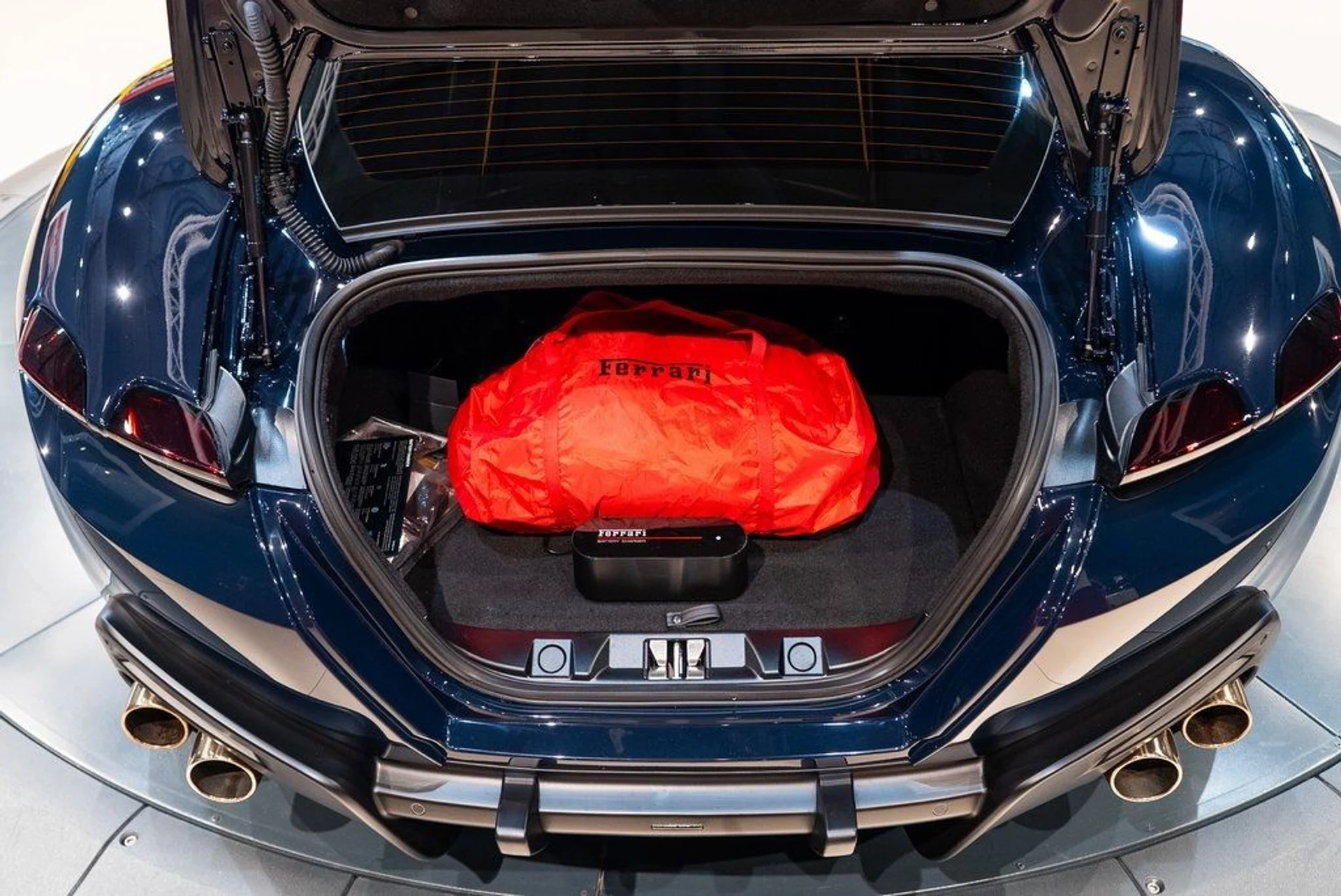 mph019_1985083238_194703f07316c8932f22300a452450c1_ef031821bf