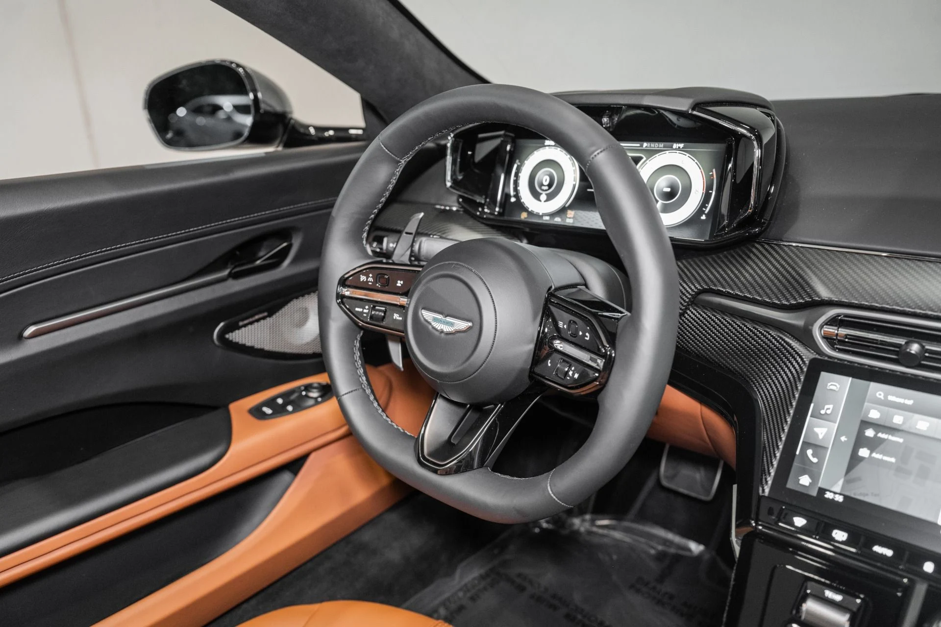 mph019_1986144067_New_2026_Aston_Martin_Vantage_Roadster_1785470681_859bcfb1dd