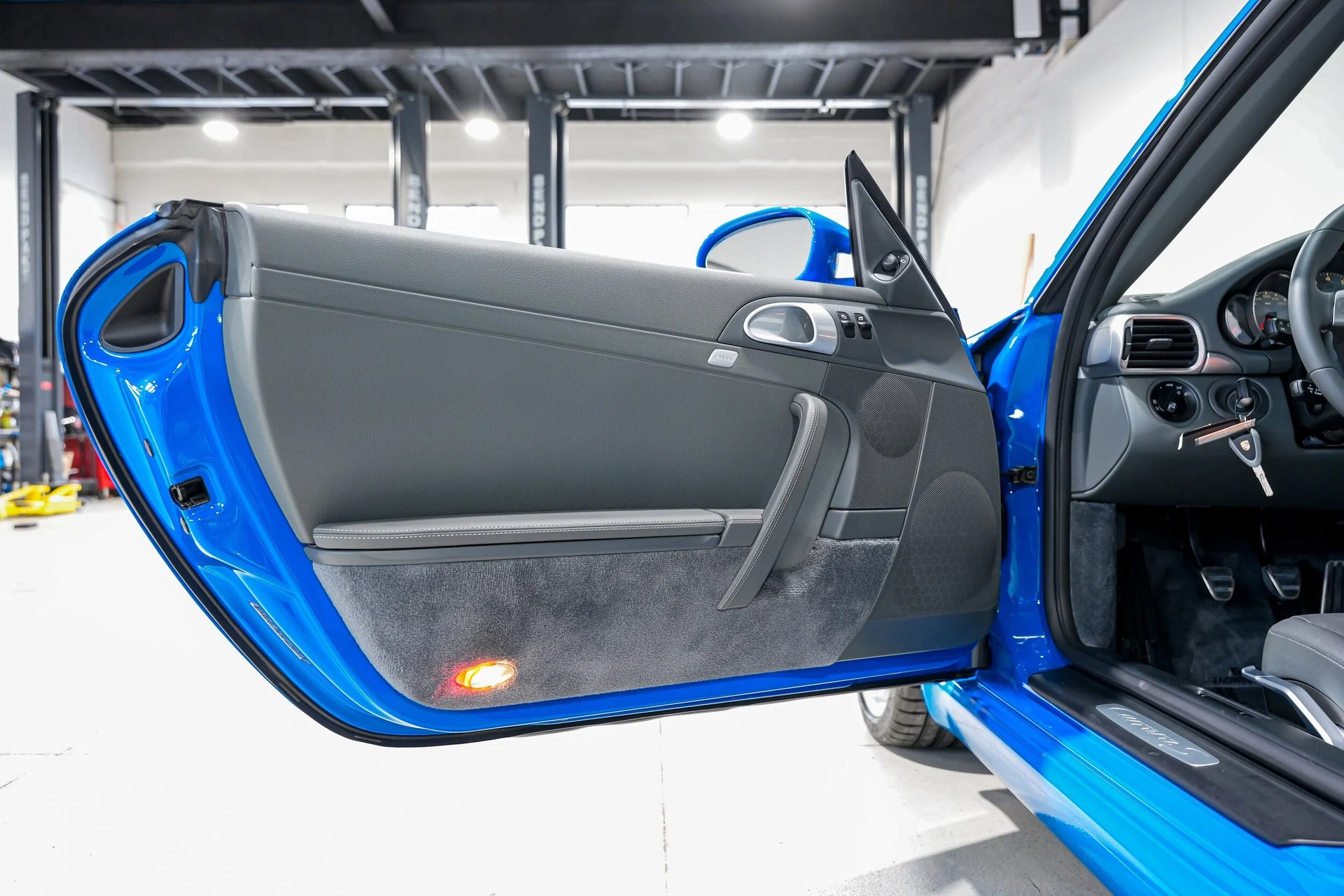 mph019_1987328831_c9f7a0cfe5366c15906a0e7ae14a9a28x_73b8c17d60