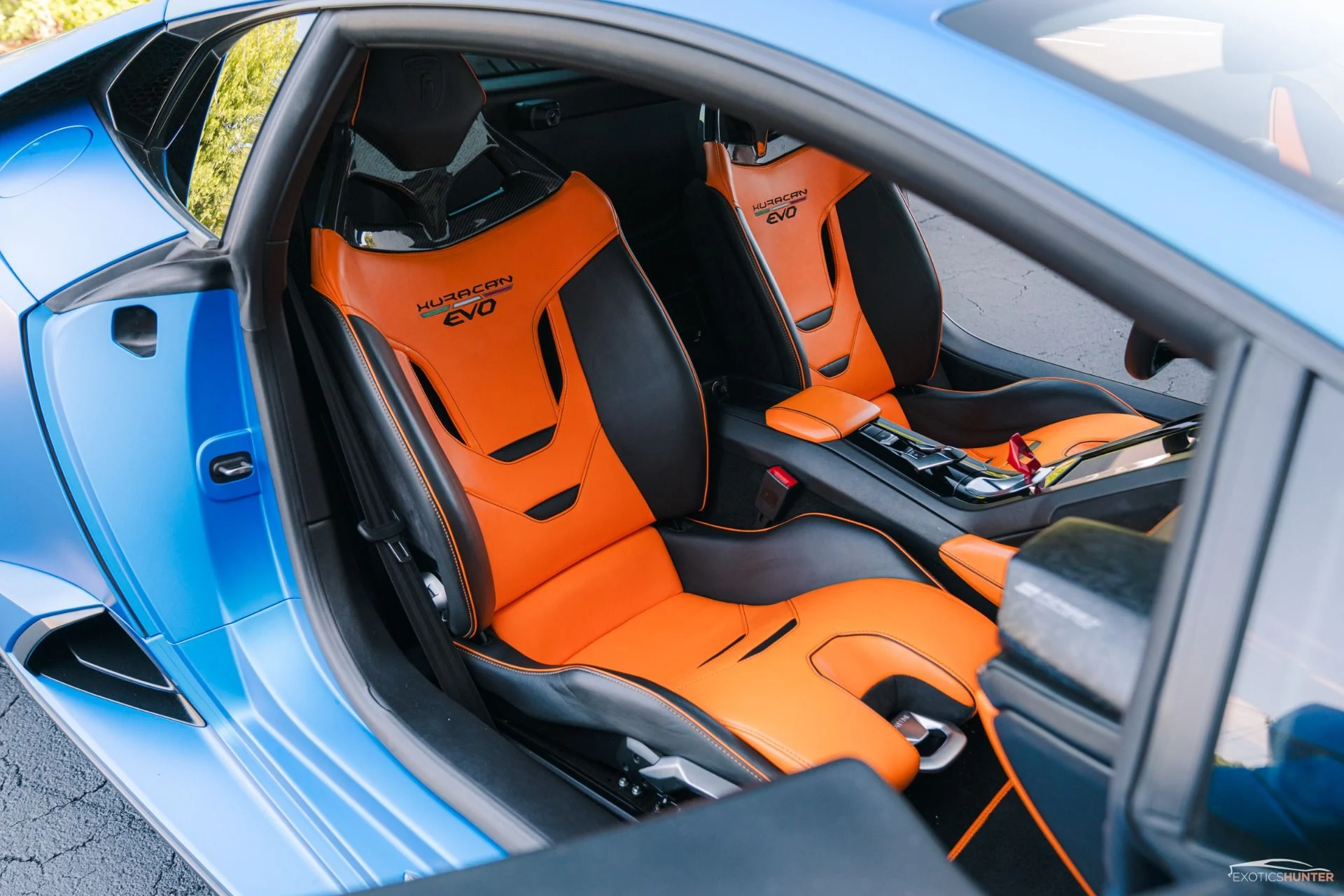 mph019_1988578111_Used_2020_Lamborghini_Huracan_EVO_Blu_Aegeus_Matte_Paint_w_Orange_Leather_Sensonum_Audio_1781046244_b704342d63