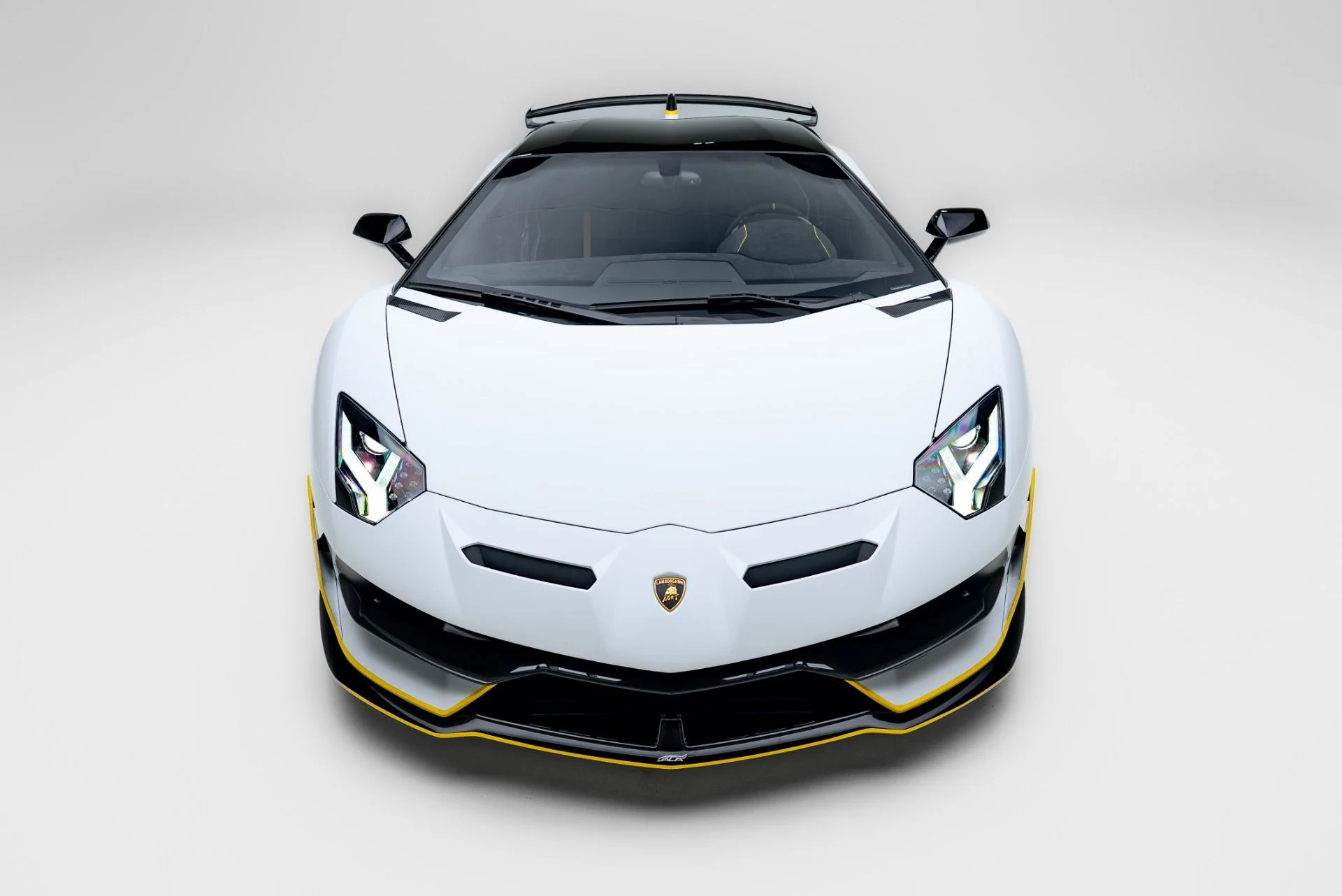 mph019_1992301804_Used_2021_Lamborghini_Aventador_LP_770_4_SVJ_1776372314_9170430833