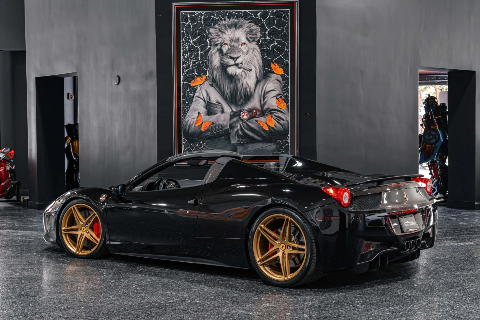 mph019_2000846438_Used_2013_Ferrari_458_Spider_FULL_Carbon_Exterior_Trim_HRE_Forged_Wheels_Novitec_Suspension_1767652553_7edfd0e10e