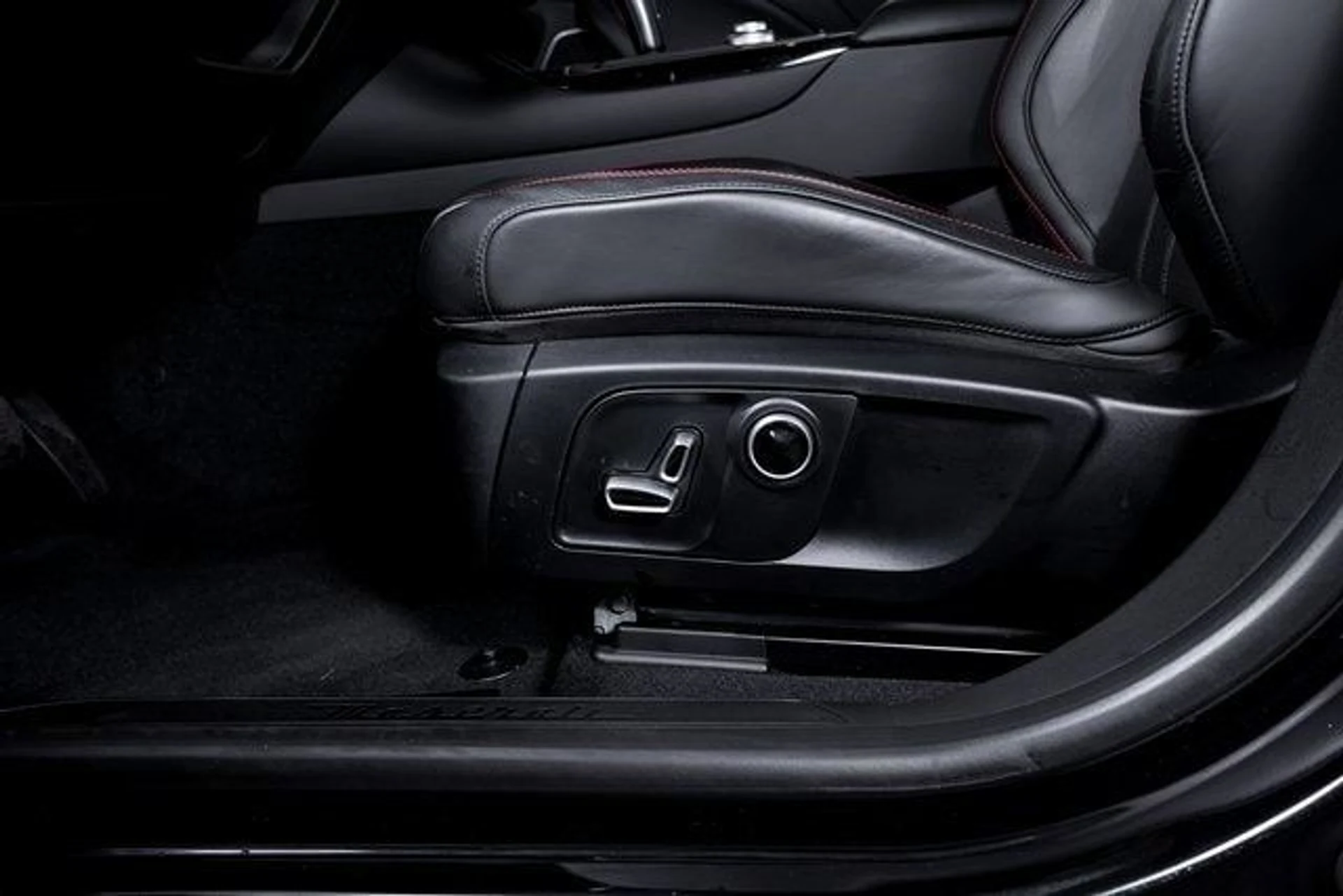 mph019_2001756180_1a045d154f736ebce633d17389e4eec2x_3f09779cc8