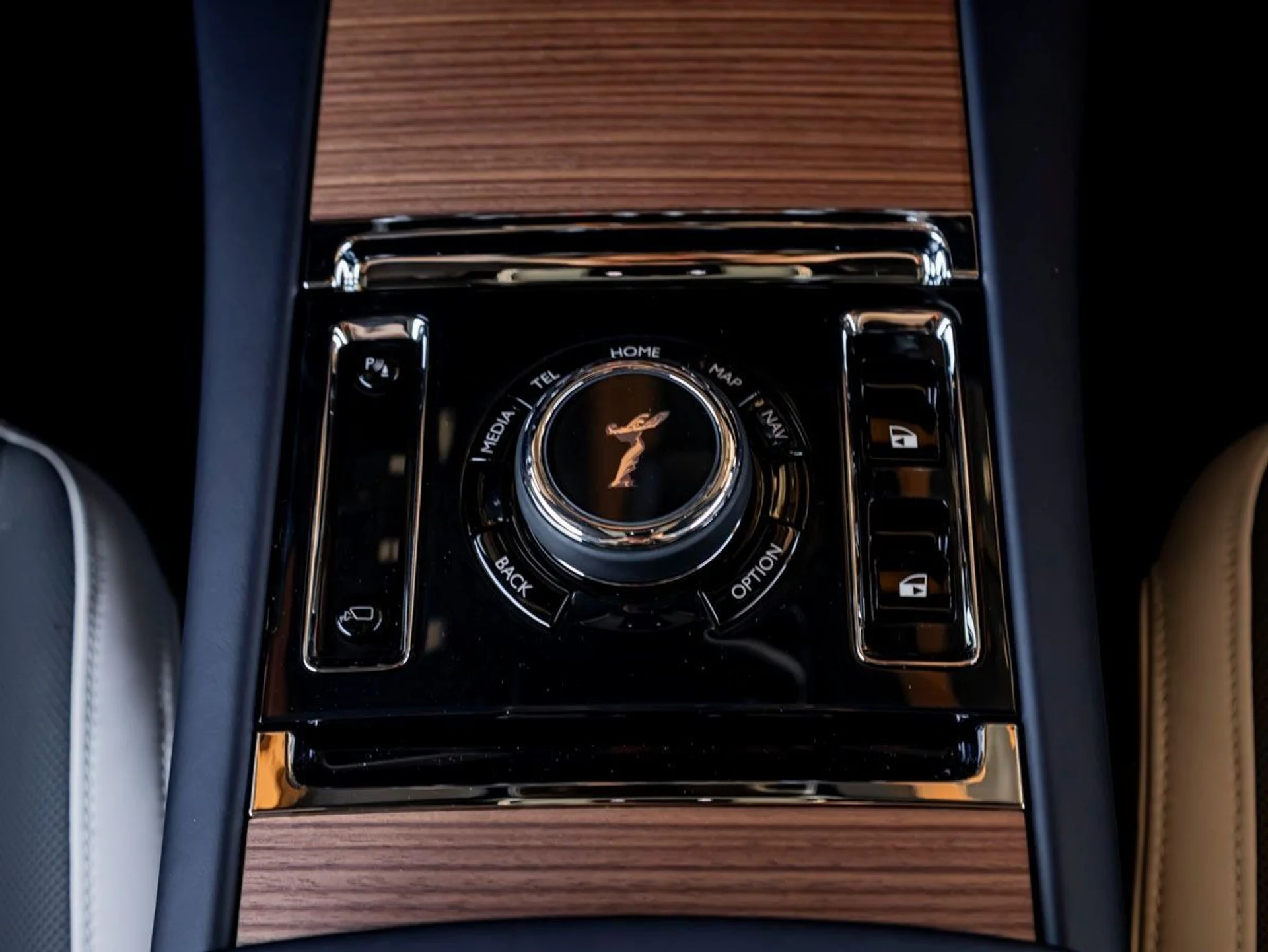 mph019_2011204848_20_f552fbe9fb