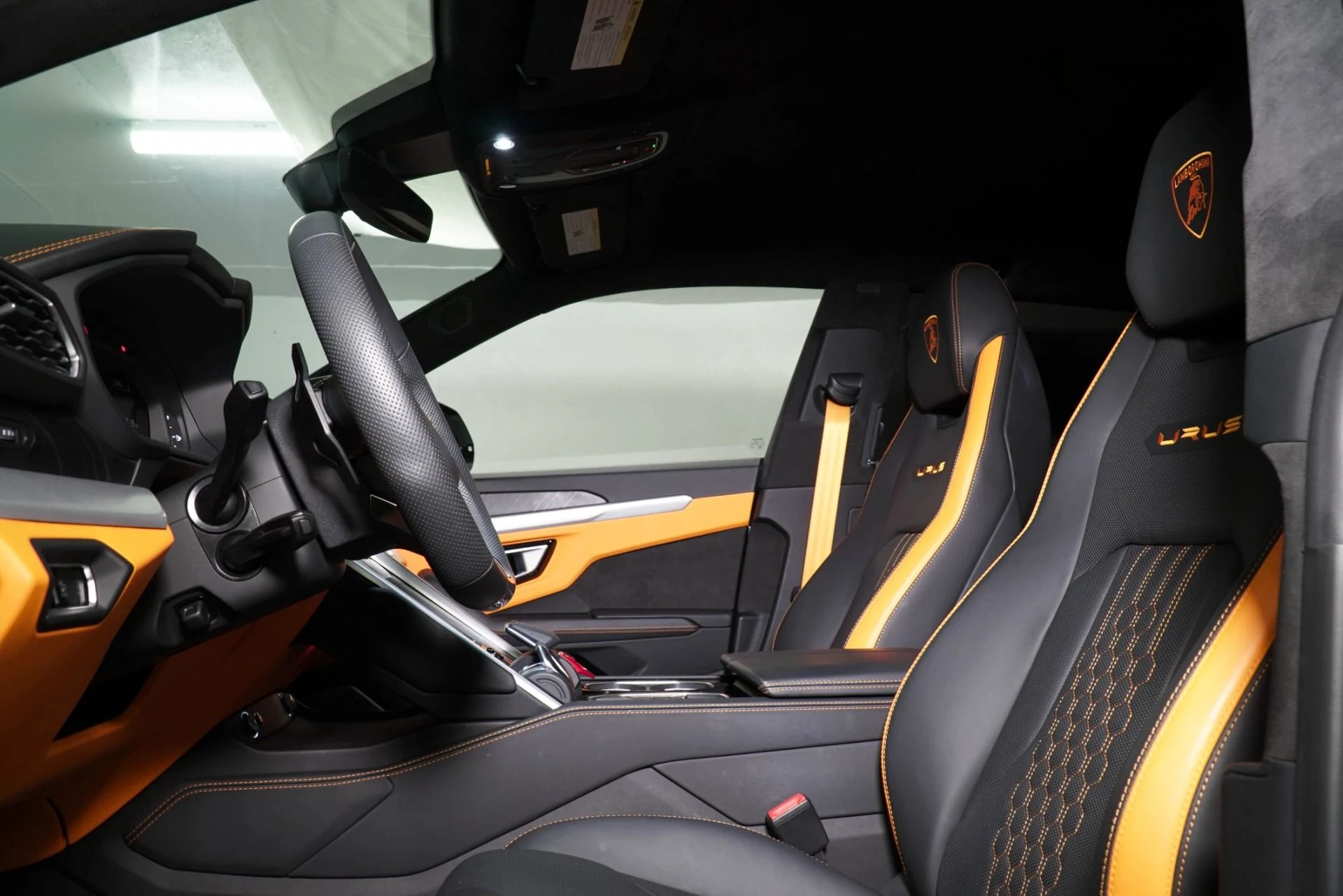 mph019_2024635516_Used_2023_Lamborghini_Urus_S_1772131380_f914ecd4eb