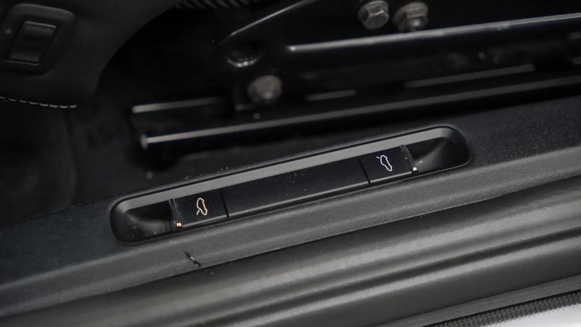 mph019_2033007396_5ff_xlcv_E35_y_FUM_07o_Dp9_MH_5k_24a8bf51e0