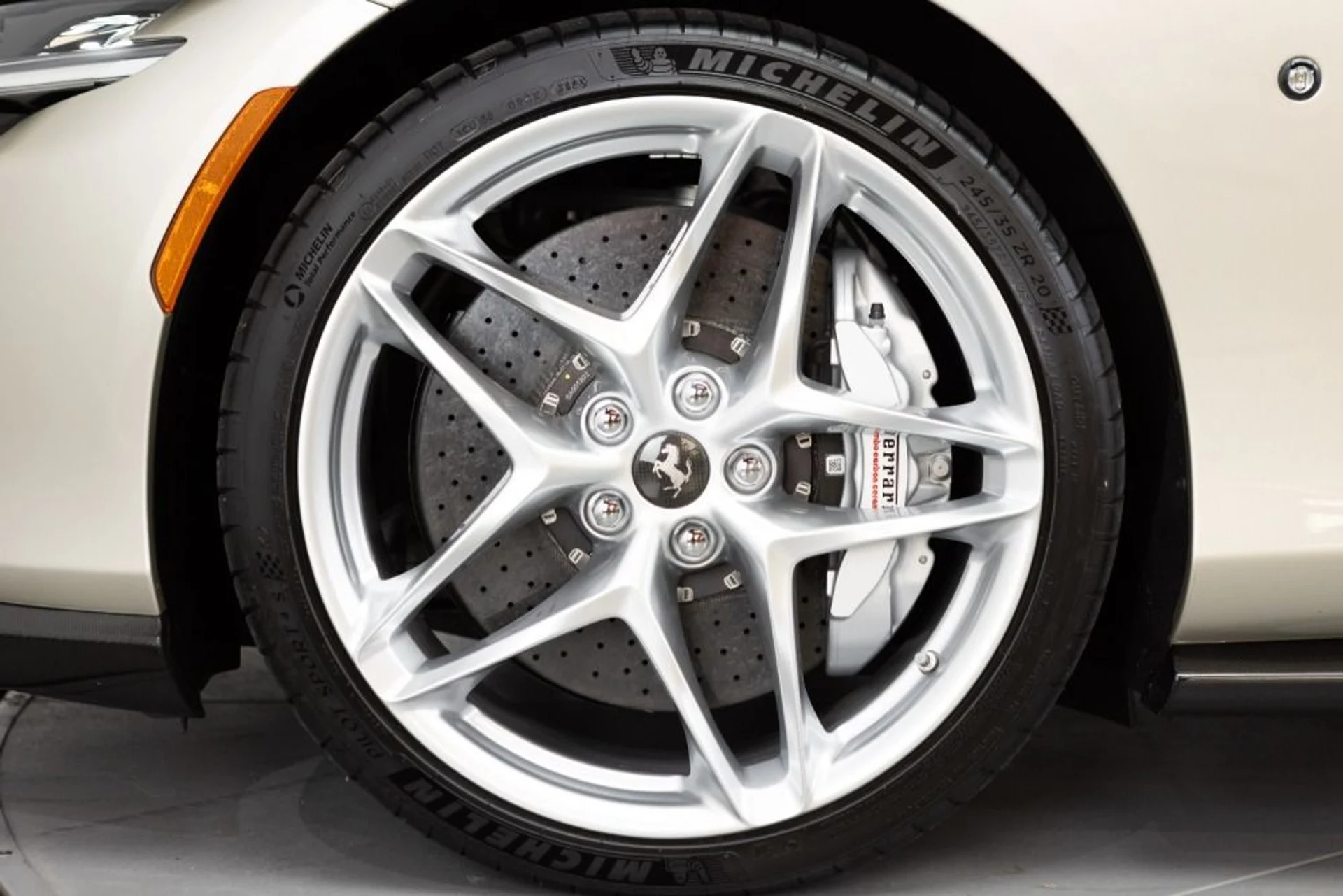 mph019_2036230444_Used_2024_Ferrari_Roma_Spider_a706f253e6