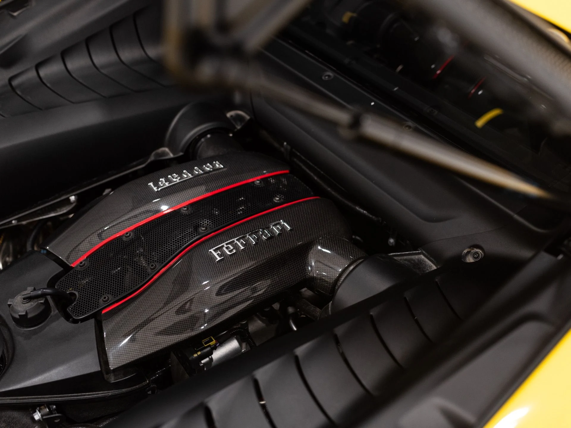 mph019_203640563_13284_p20_l_6565c2cfad