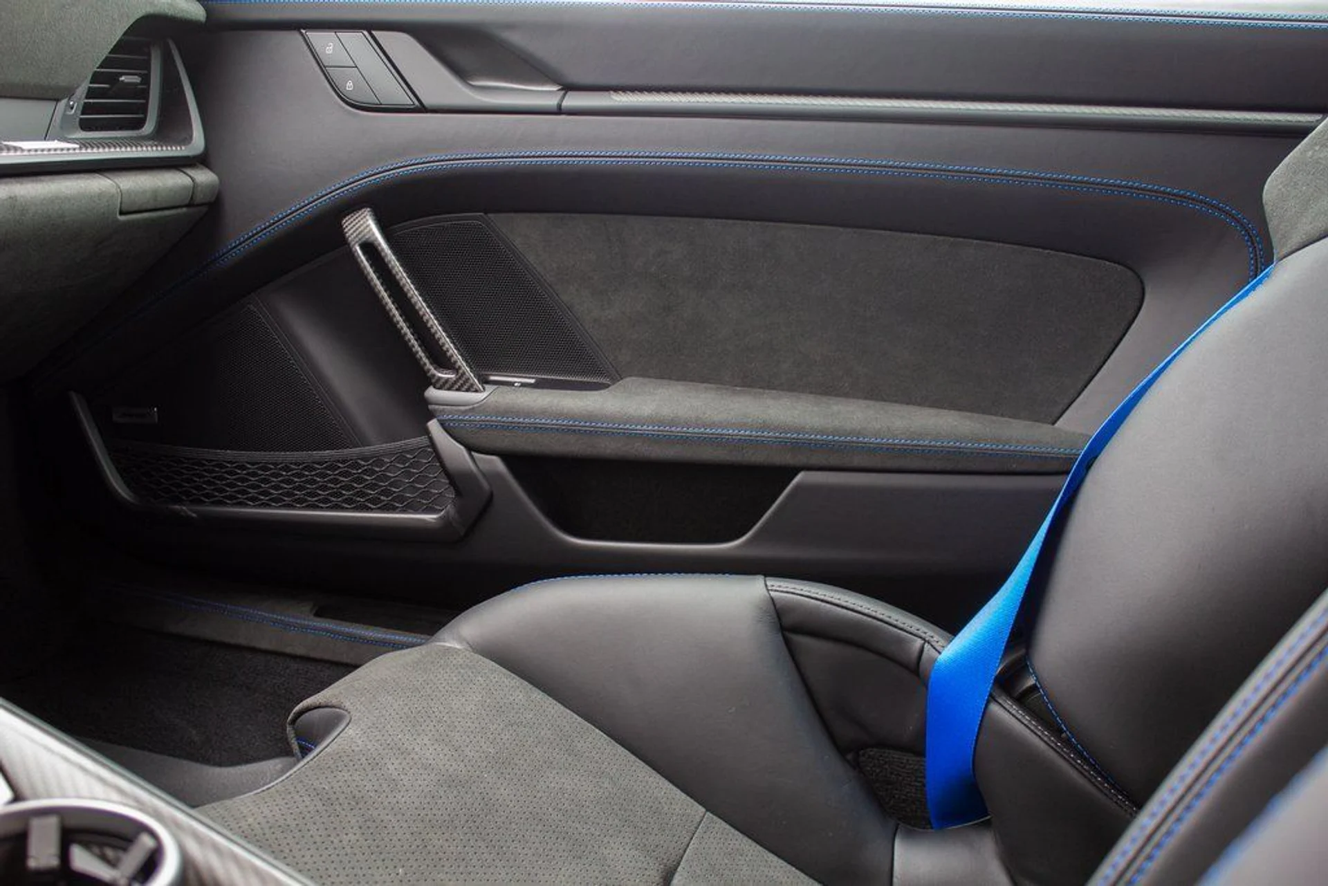 mph019_2042155946_080aef1cca7220e0113021b193406d63x_7f18d7c889