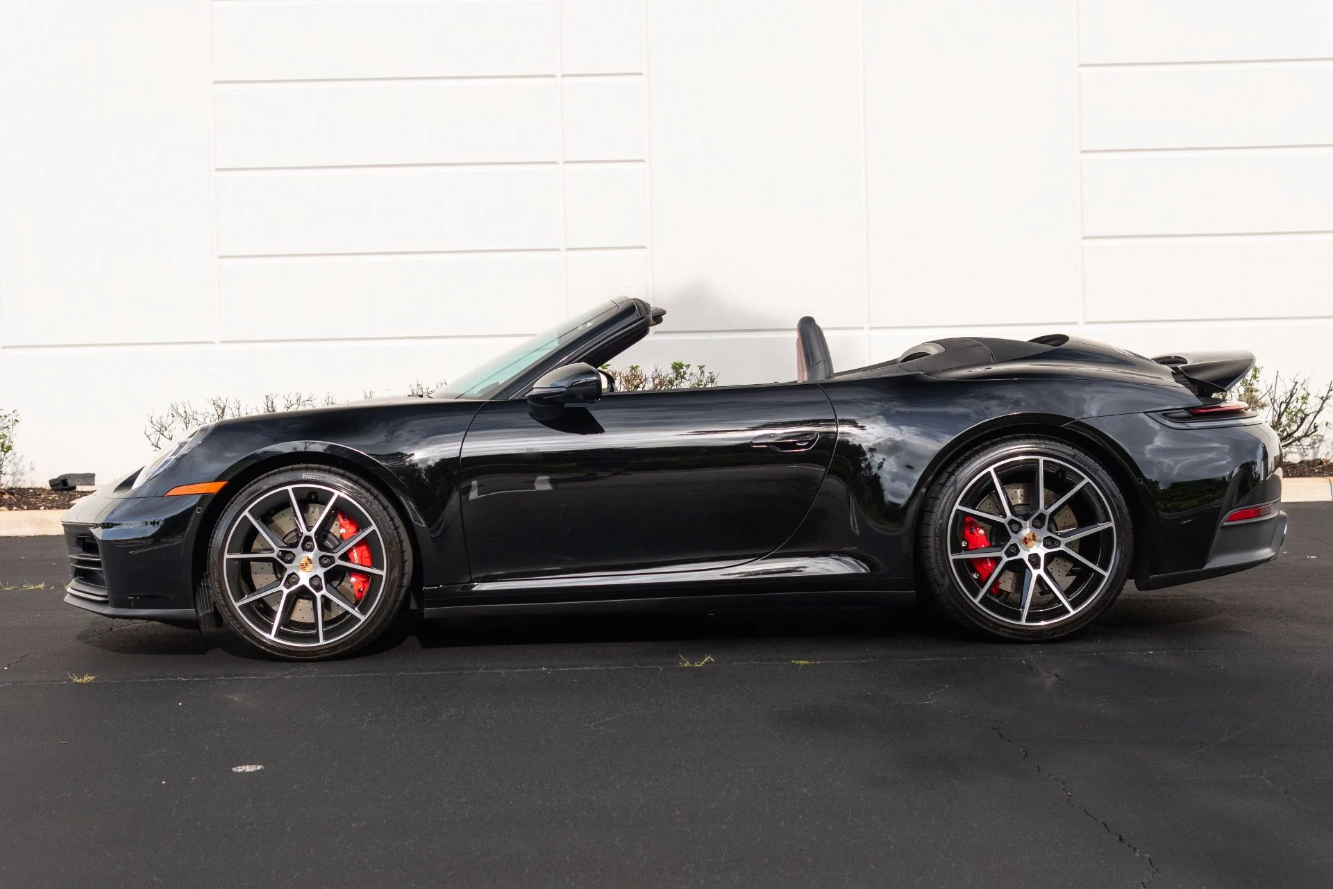 mph019_2047684655_Used_2026_Porsche_911_Carrera_4_S_1778085823_2452824b8f