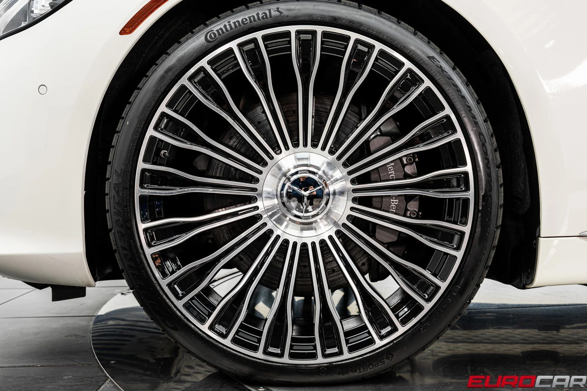 mph019_2049918506_image_20_7623b5ec00