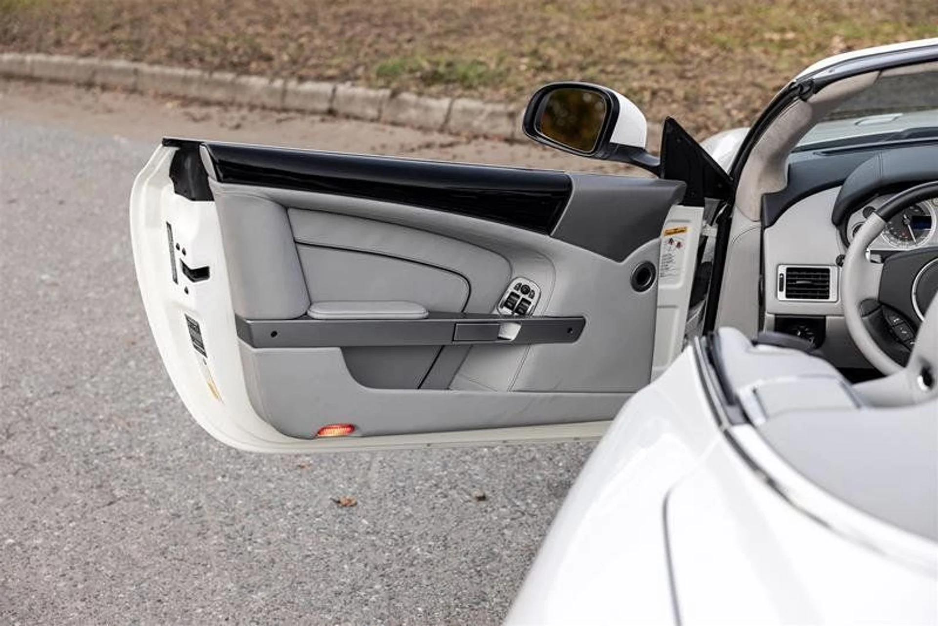 mph019_2052790886_37286369_00157_11595841_1539741181_df828f11b6