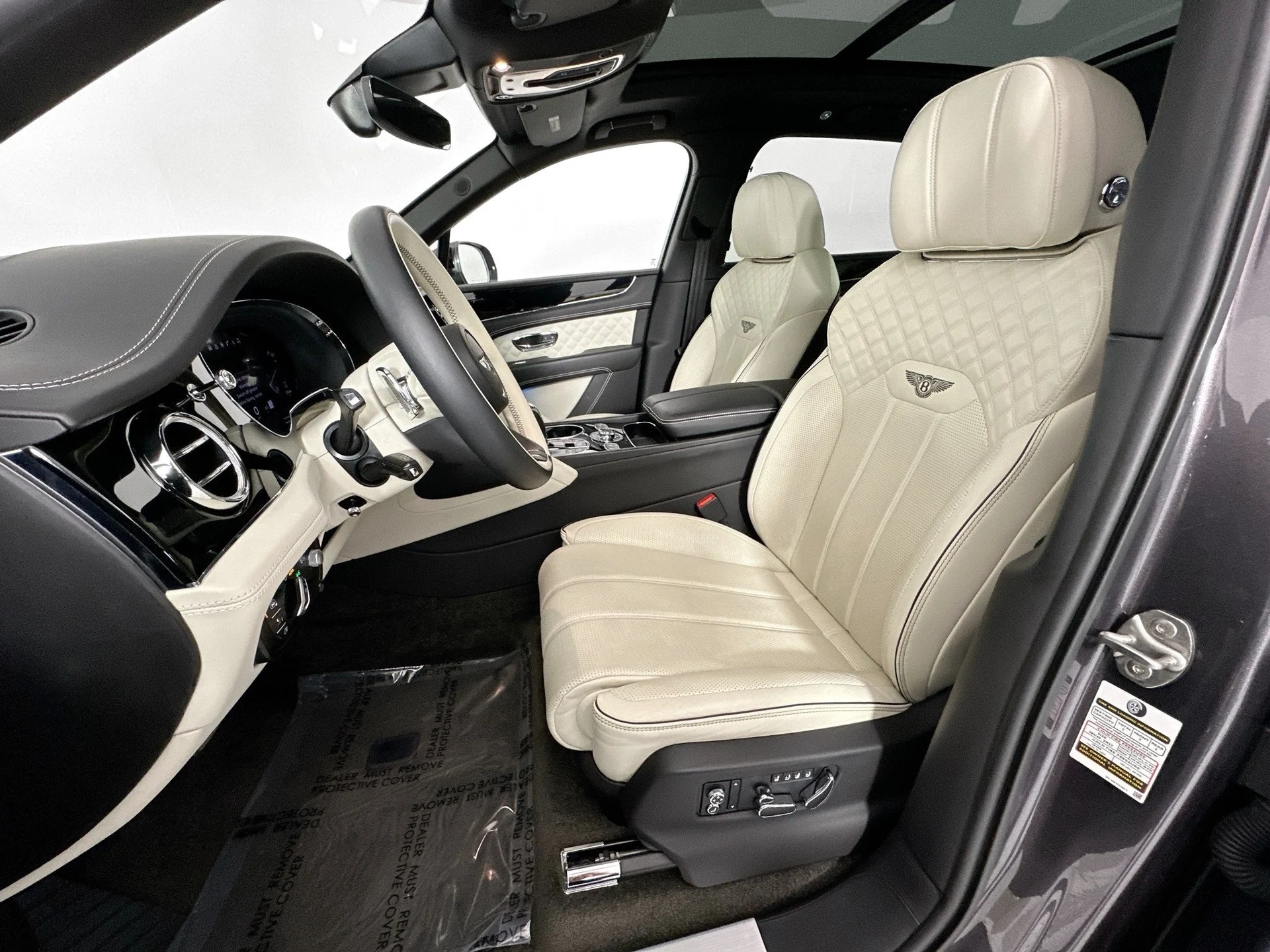 mph019_2058622523_20_50d2bf3180