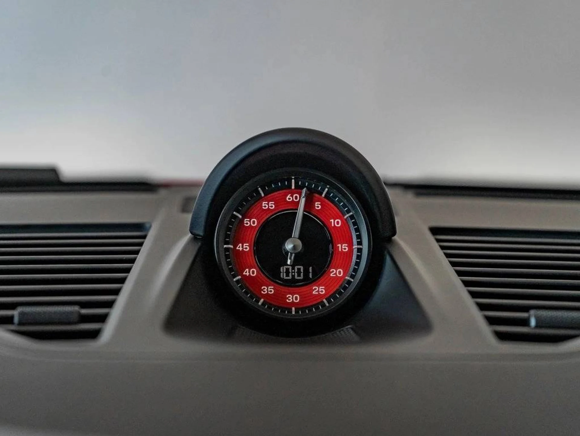 mph019_2059895511_dc4fda53330cf40fb81e7a37ae3a2211x_7f1566e0df