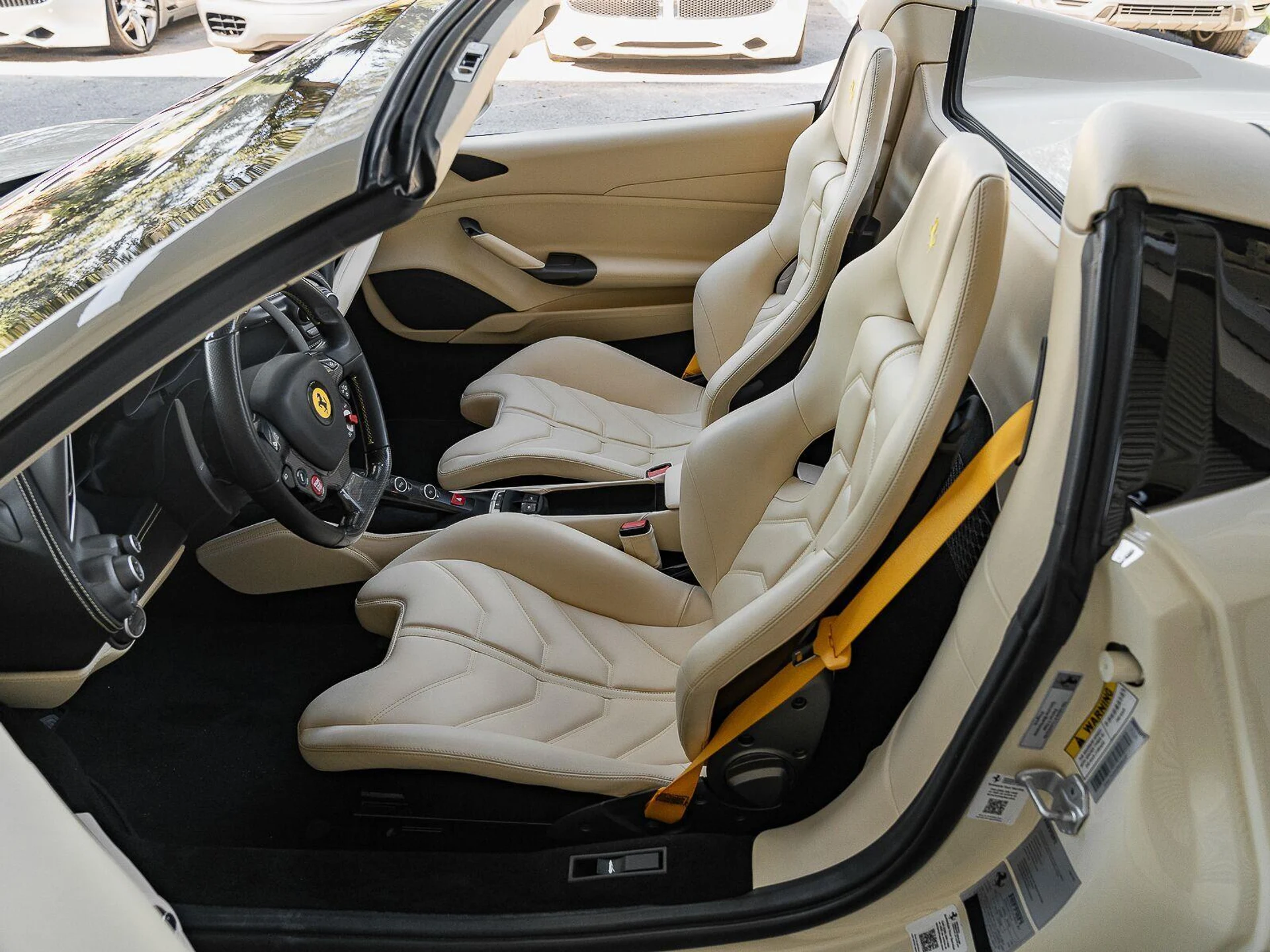 mph019_2062473579_Used_2016_ferrari_488_Spider_2dr_Conv_1785783812_32293bf927